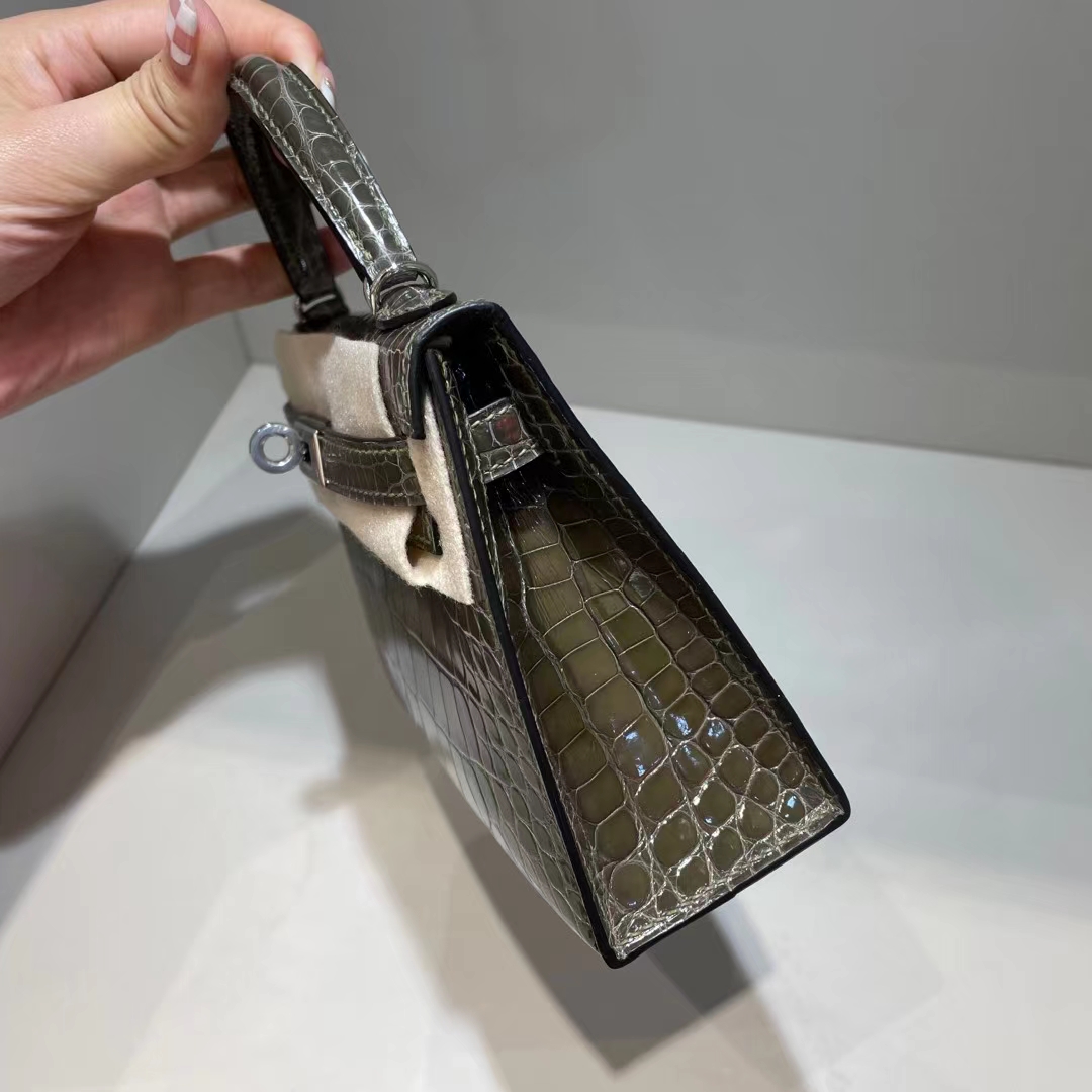 Hermès（爱马仕）Kelly Mini Ⅱ 迷你凯莉 雾面美洲鳄 G8 深橄榄绿 银扣 19cm