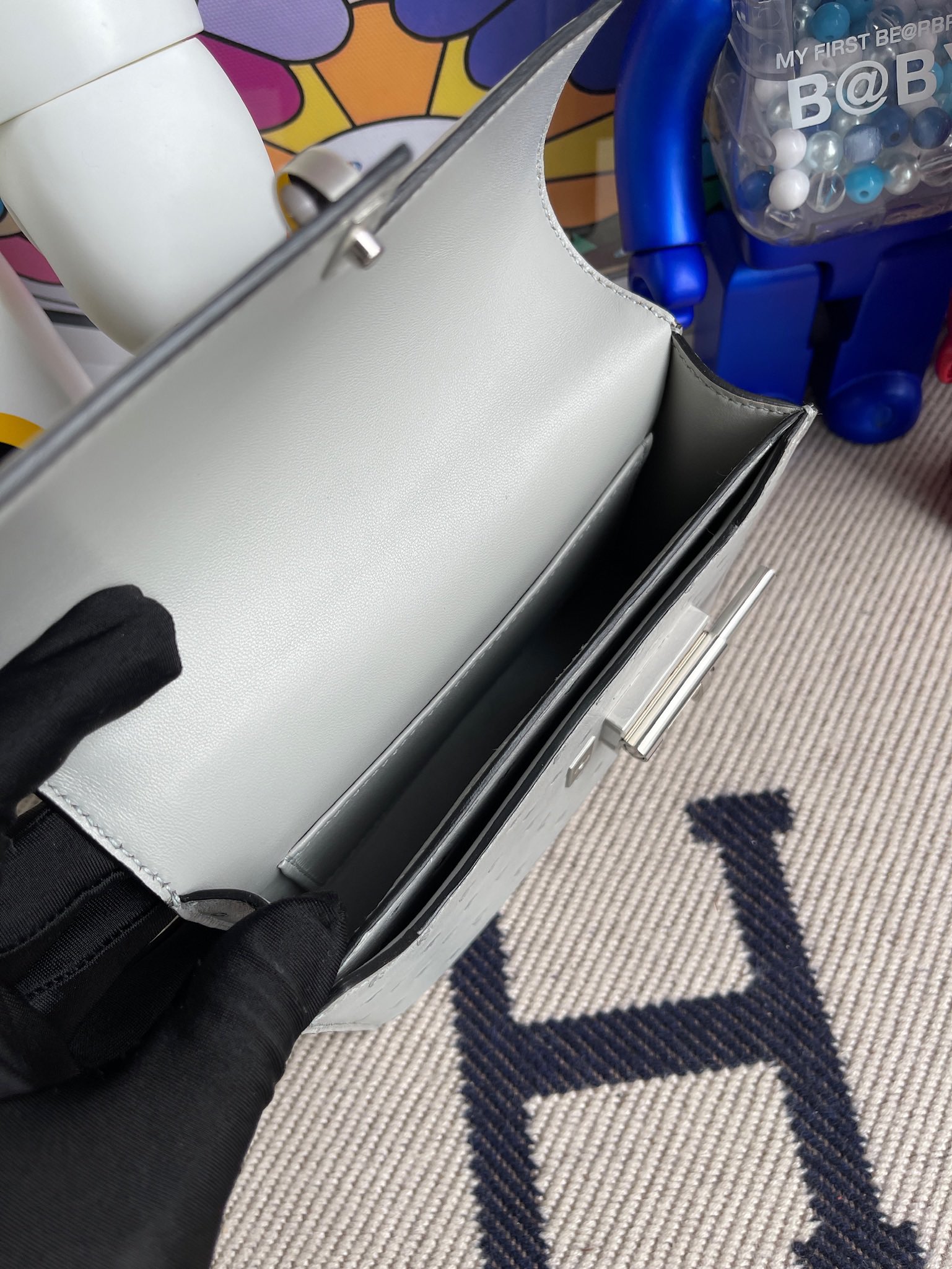 Hermès（爱马仕）Verrou 机枪包 Ostrich kk鸵鸟 8U 冰川灰 银扣 17cm 顶级手缝