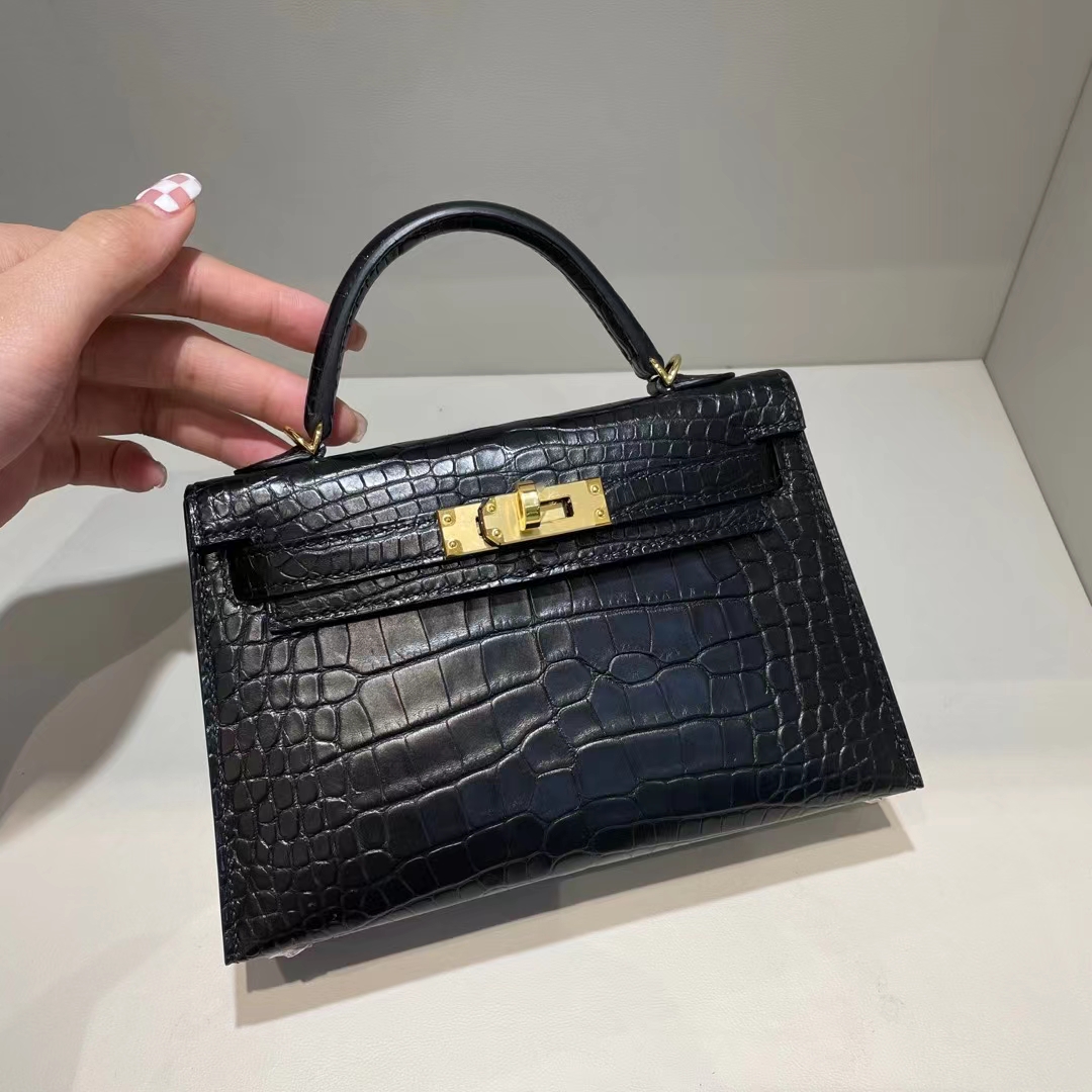 Hermès（爱马仕）Kelly Mini Ⅱ 迷你凯莉 雾面美洲鳄鱼 Ck89 黑色 金扣 19cm