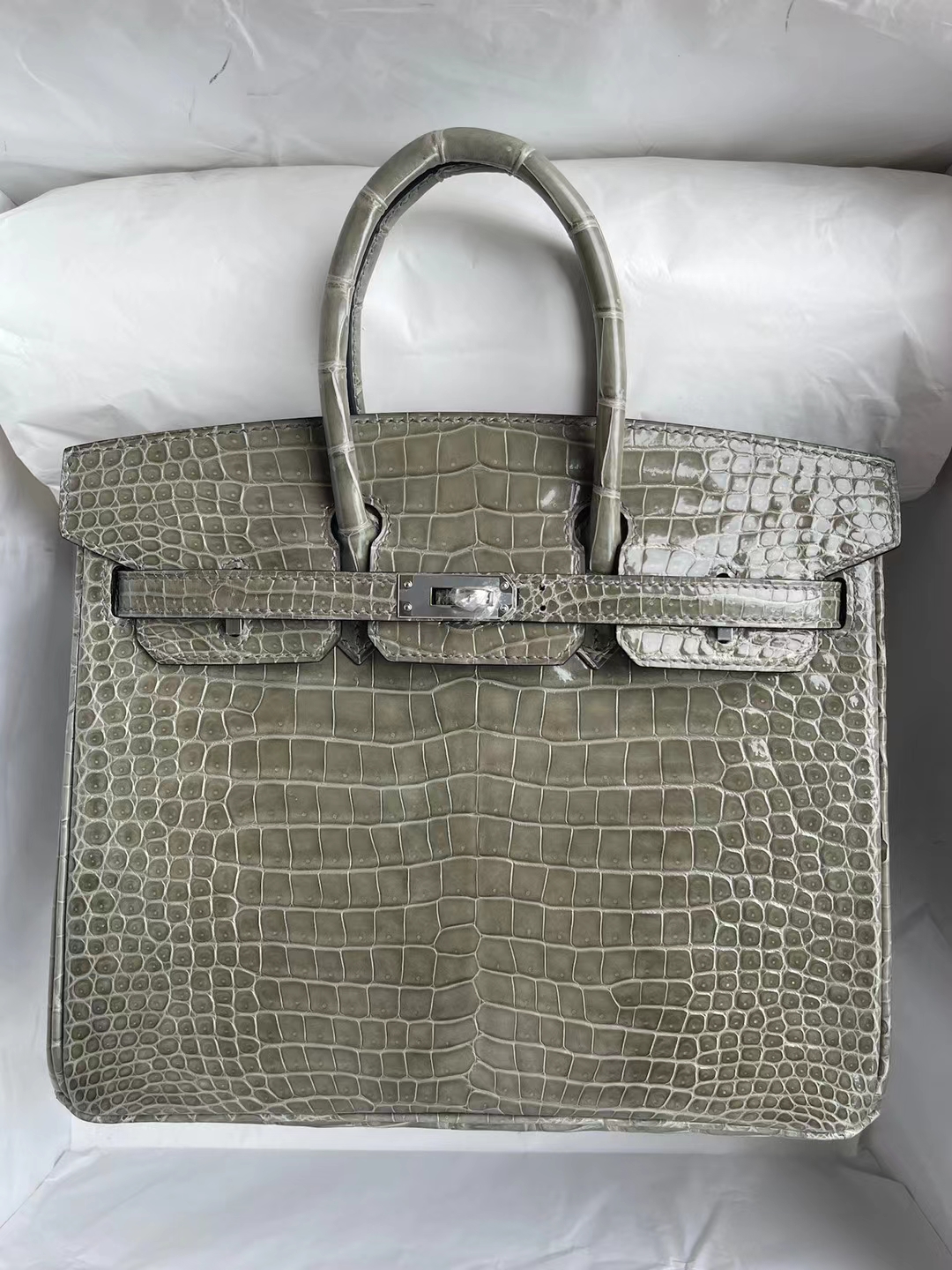 Hermès（爱马仕）Birkin 铂金包 亮面倒v澳洲湾鳄 Ck81 斑鸠灰 Griss 顶级工艺 银扣 25cm