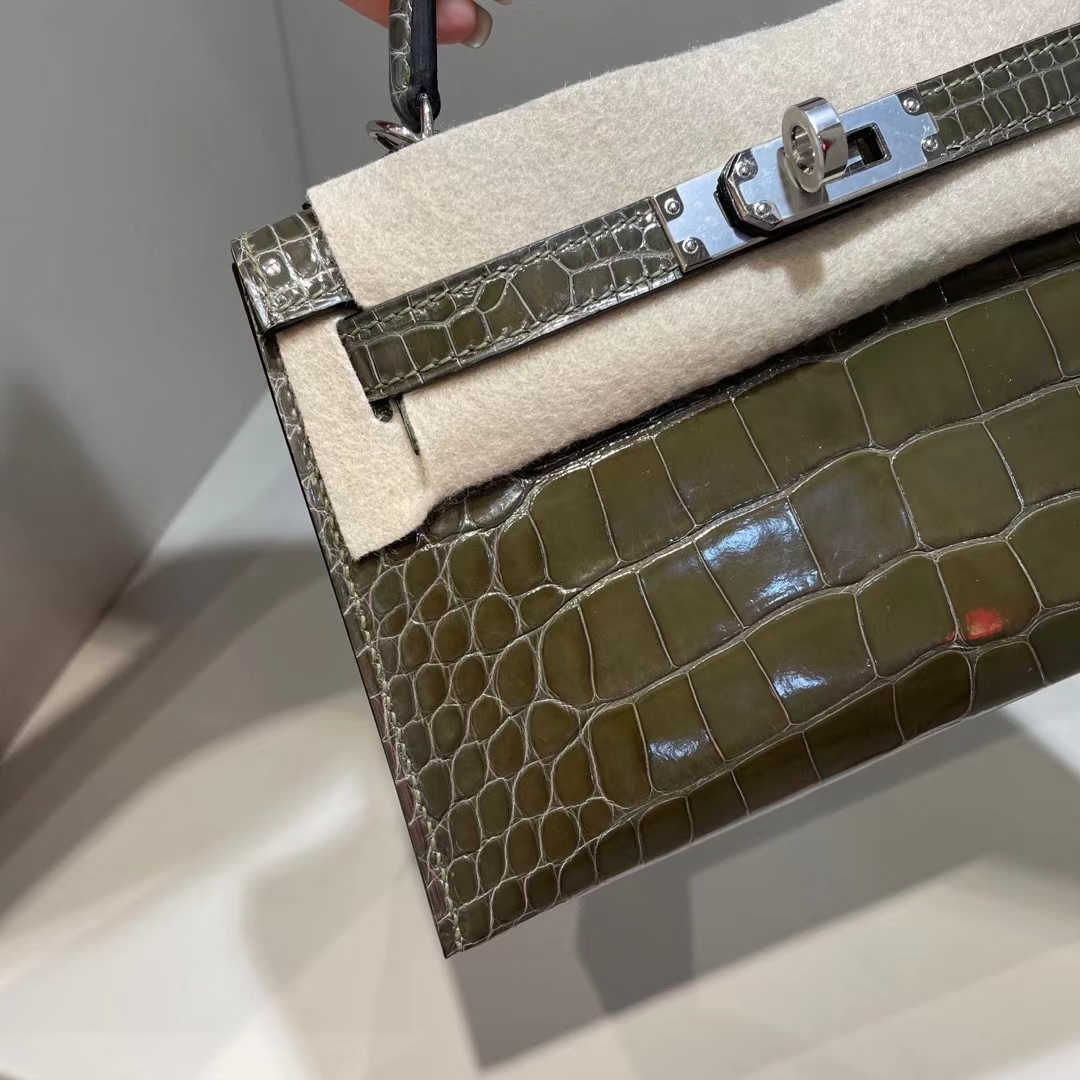 Hermès（爱马仕）Kelly Mini Ⅱ 迷你凯莉 雾面美洲鳄 G8 深橄榄绿 银扣 19cm