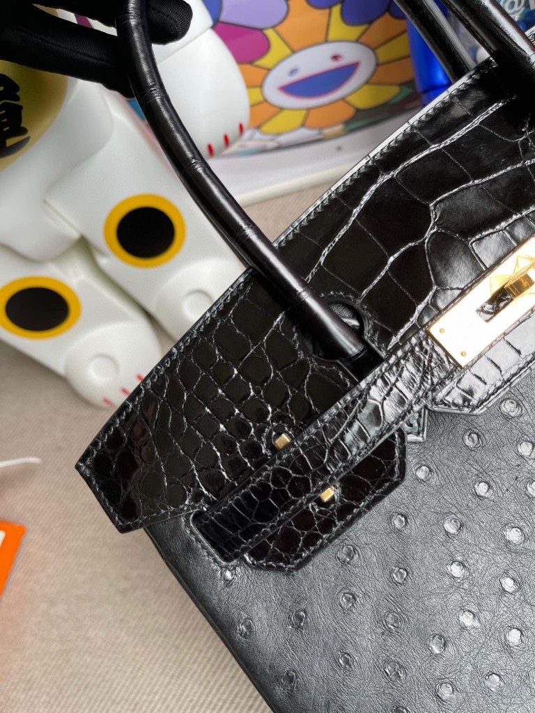Hermès(爱马仕)Birkin Touch 系列 黑色 Ostrich kk鸵鸟 拼 亮面鳄鱼 金扣 30cm 顶级手缝 定制-拉尔森鳄鱼皮具定制 - 爱马仕包包官网 Hermès(爱马仕)Birkin Touch 系列 黑色 Ostrich kk鸵鸟 拼 亮面鳄鱼 金扣 30cm 顶级手缝 定制