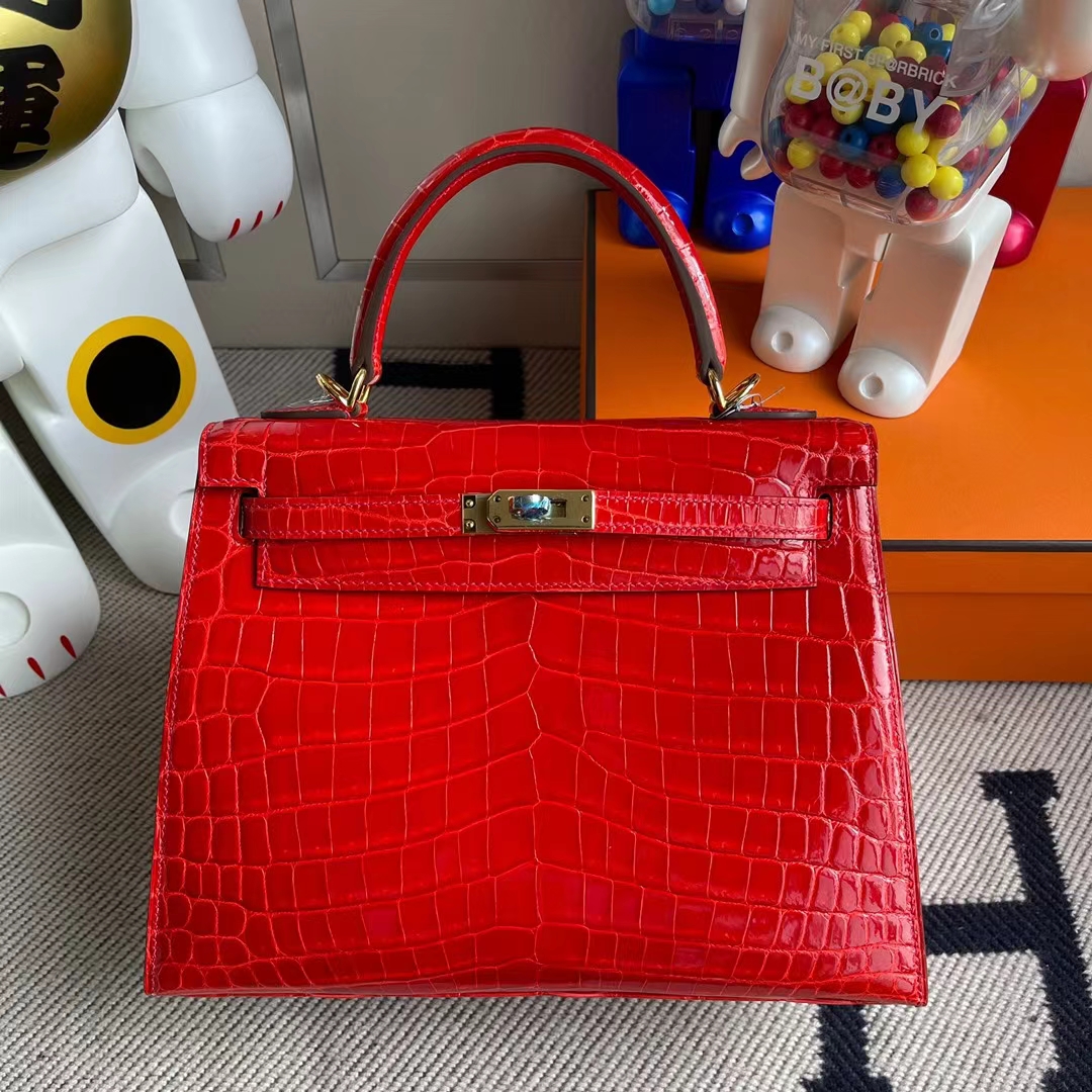 Hermès（爱马仕）Kelly 凯莉包 亮面尼罗鳄 ck95 法拉利红 金扣 25cm
