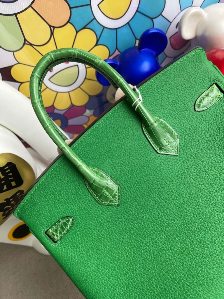 Hermès（爱马仕）Birkin Touch 系列 竹子绿 鳄鱼皮 银扣 25cm 顶级手缝