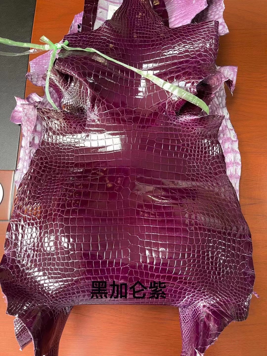 Hermès(爱马仕)新货 澳洲湾鳄皮 黑加仑紫 可定制-拉尔森鳄鱼皮具定制 - 爱马仕包包官网 Hermès(爱马仕)新货 澳洲湾鳄皮 黑加仑紫 可定制