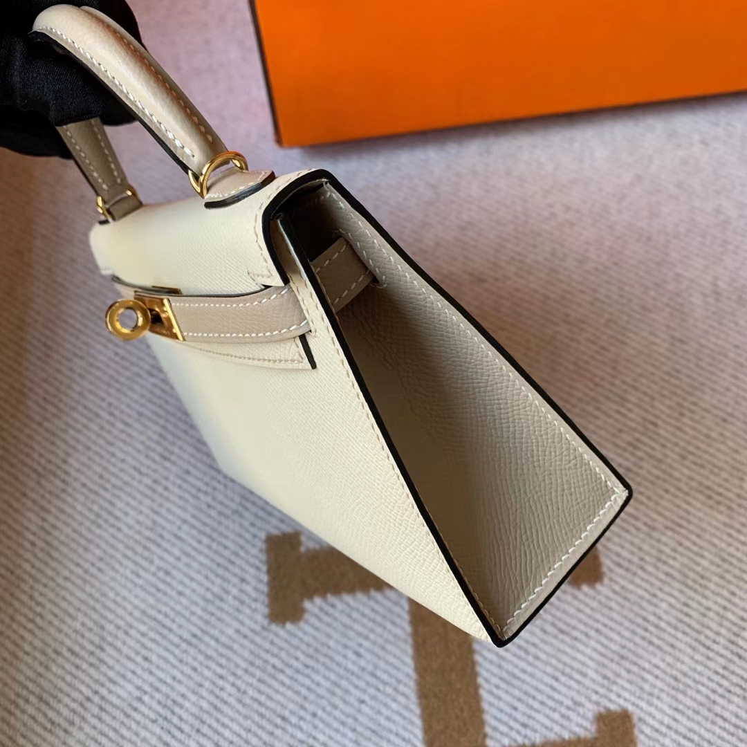 Hermès（爱马仕）Kelly Mini Ⅱ 迷你凯莉 Hss Epsom Ck10 奶昔白 拼 S2 风衣灰 金扣 19cm