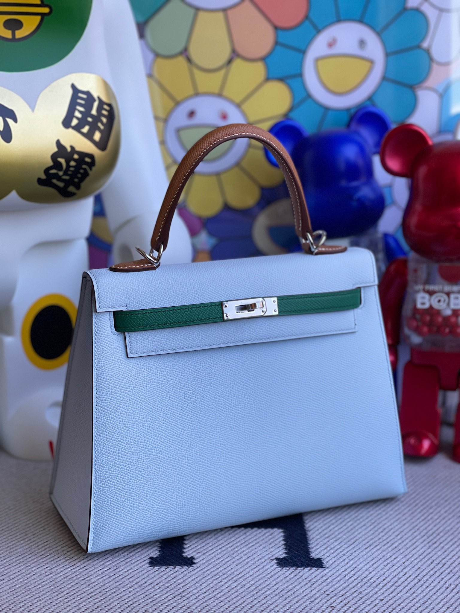 Hermès（爱马仕）Kelly 凯莉包 Epsom 原厂掌纹皮 雾蓝色 拼 丝绒绿 拼 金棕 银扣 25cm 马蹄印 顶级手缝