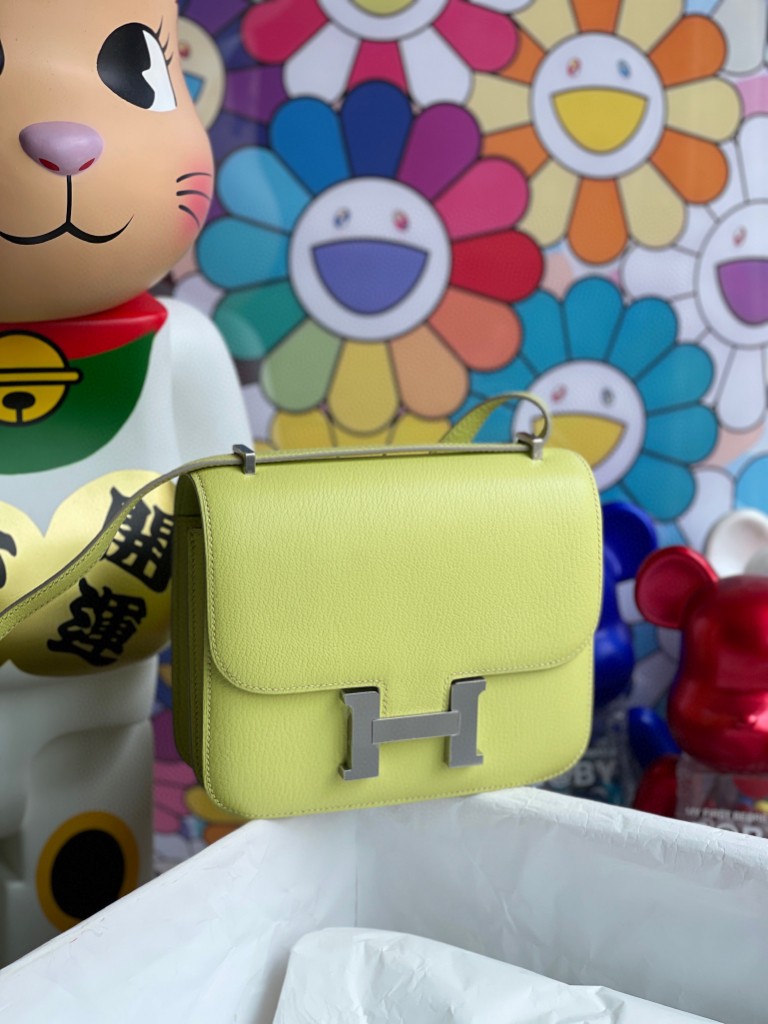 Hermès（爱马仕）Constance 康斯坦斯 山羊皮 Chevre R9 嫩芽黄 银扣 18cm 顶级手缝