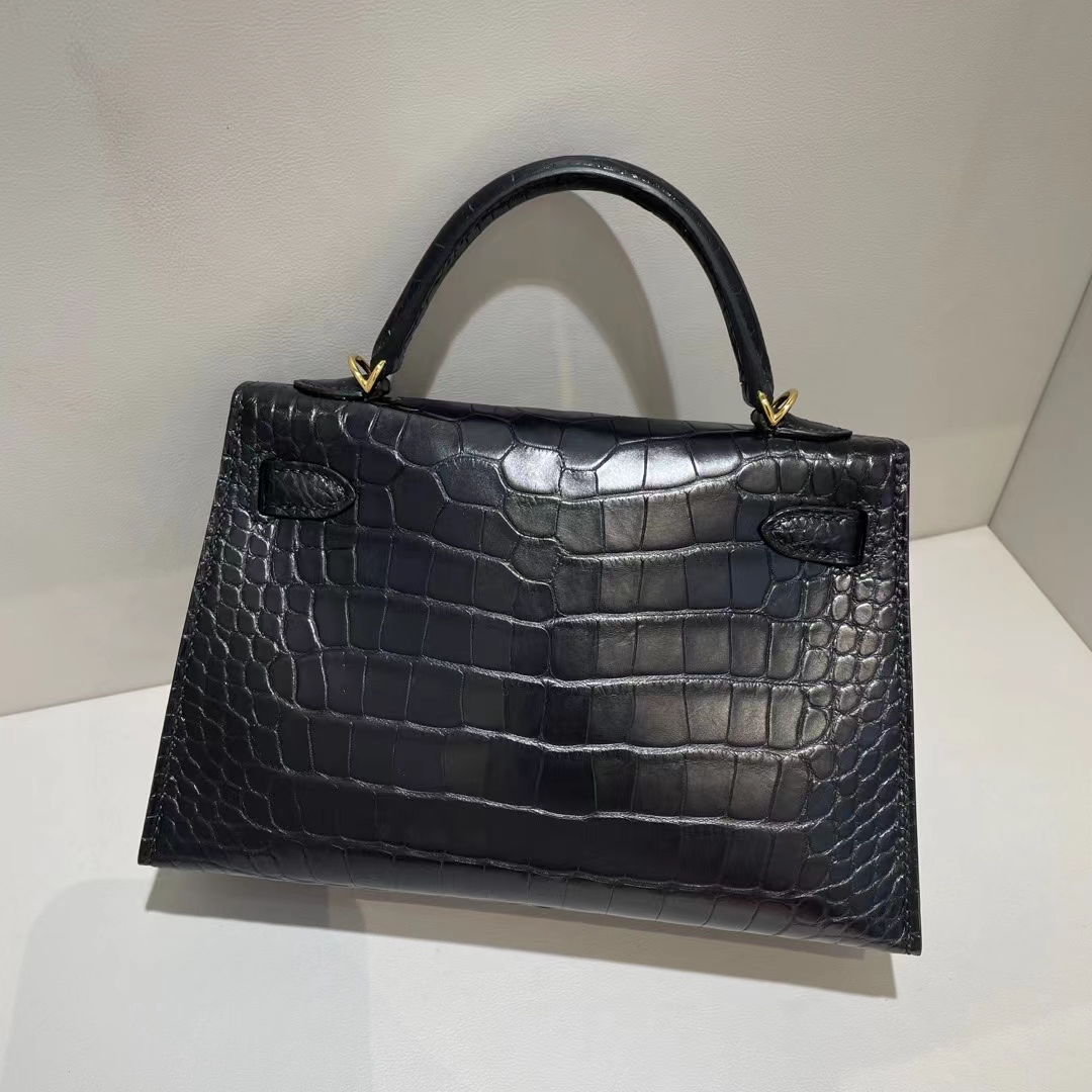 Hermès（爱马仕）Kelly Mini Ⅱ 迷你凯莉 雾面美洲鳄鱼 Ck89 黑色 金扣 19cm
