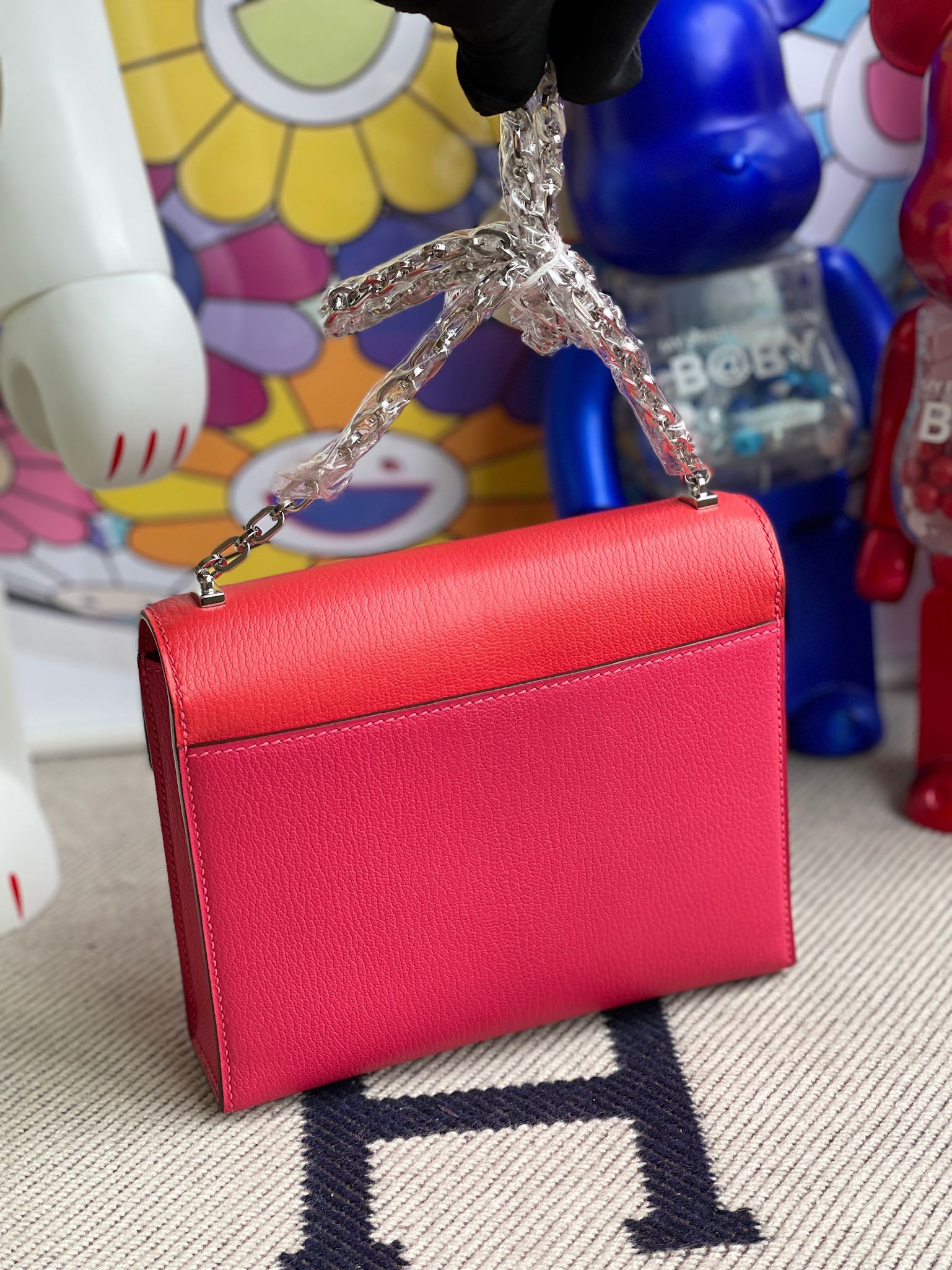Hermès（爱马仕）Verrou 机枪包 chevre 山羊皮 心红色 拼 极致粉 银扣 17cm 顶级手缝