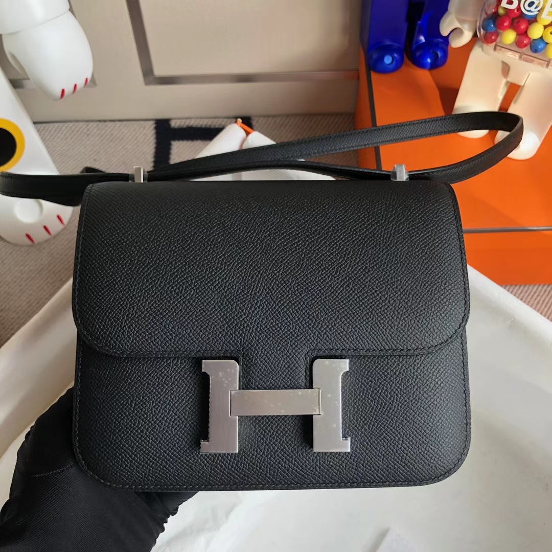Hermès（爱马仕）Constance 空姐包 Epsom ck89 黑色 银扣 19cm