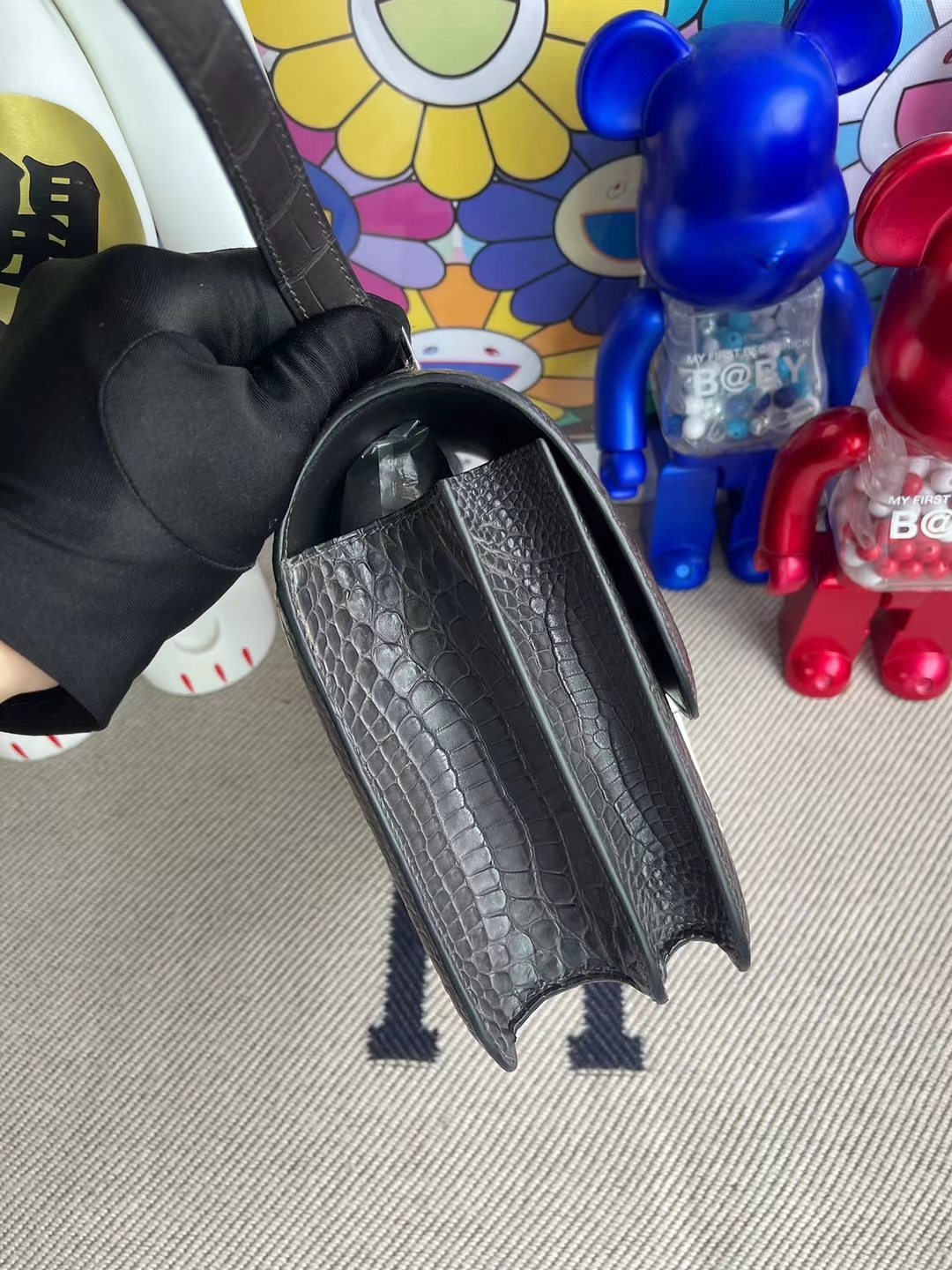 Hermès（爱马仕）Constance 康斯坦斯 雾面美洲鳄鱼 Matte Alligator Crocodile Ck88 石墨灰 银扣 24cm
