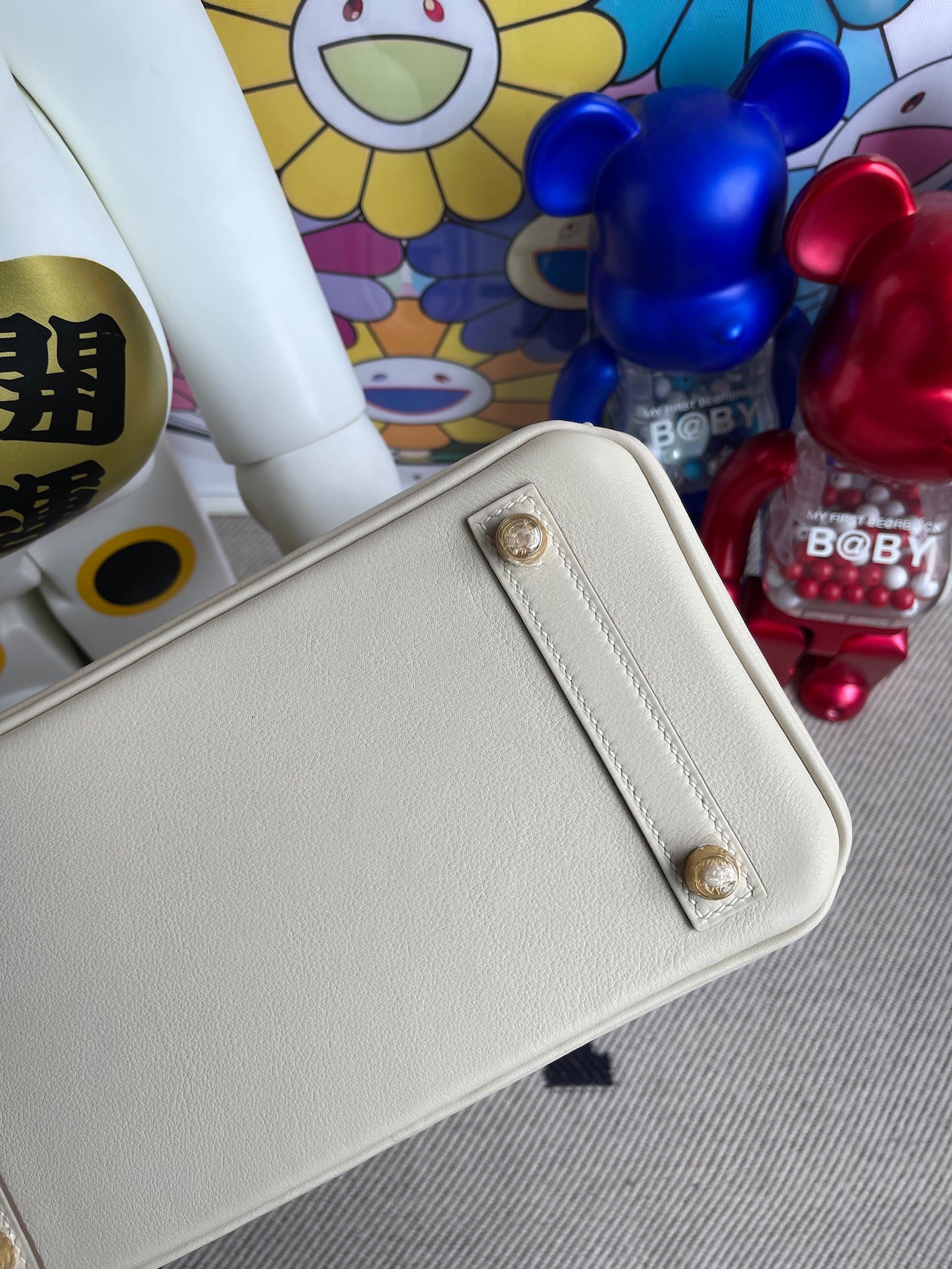 Hermès(爱马仕)Birkin 铂金包 Swift ck10 奶昔白 Craie 金扣 25cm 顶级手缝-拉尔森鳄鱼皮具定制 - 爱马仕包包官网 Hermès(爱马仕)Birkin 铂金包 Swift ck10 奶昔白 Craie 金扣 25cm 顶级手缝