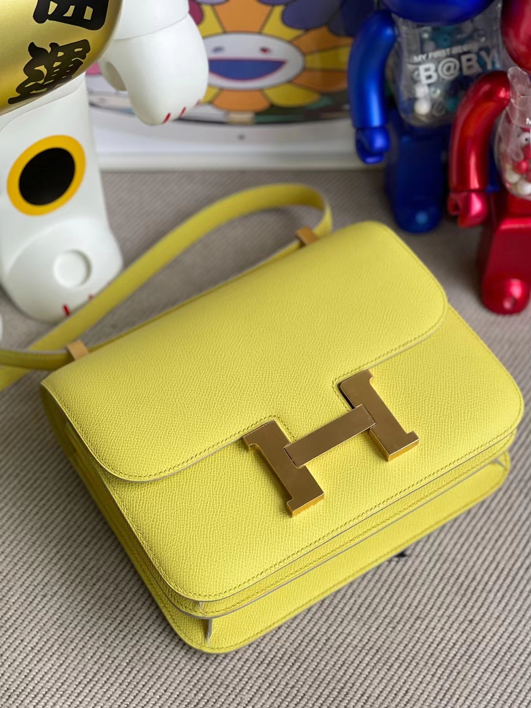 Hermès（爱马仕）Constance 空姐包 Epsom 鹅蛋黄 金扣 24cm