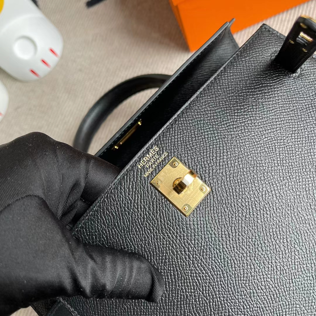 Hermès（爱马仕）Kelly 凯莉包 Epsom ck89 黑色 金扣 25cm