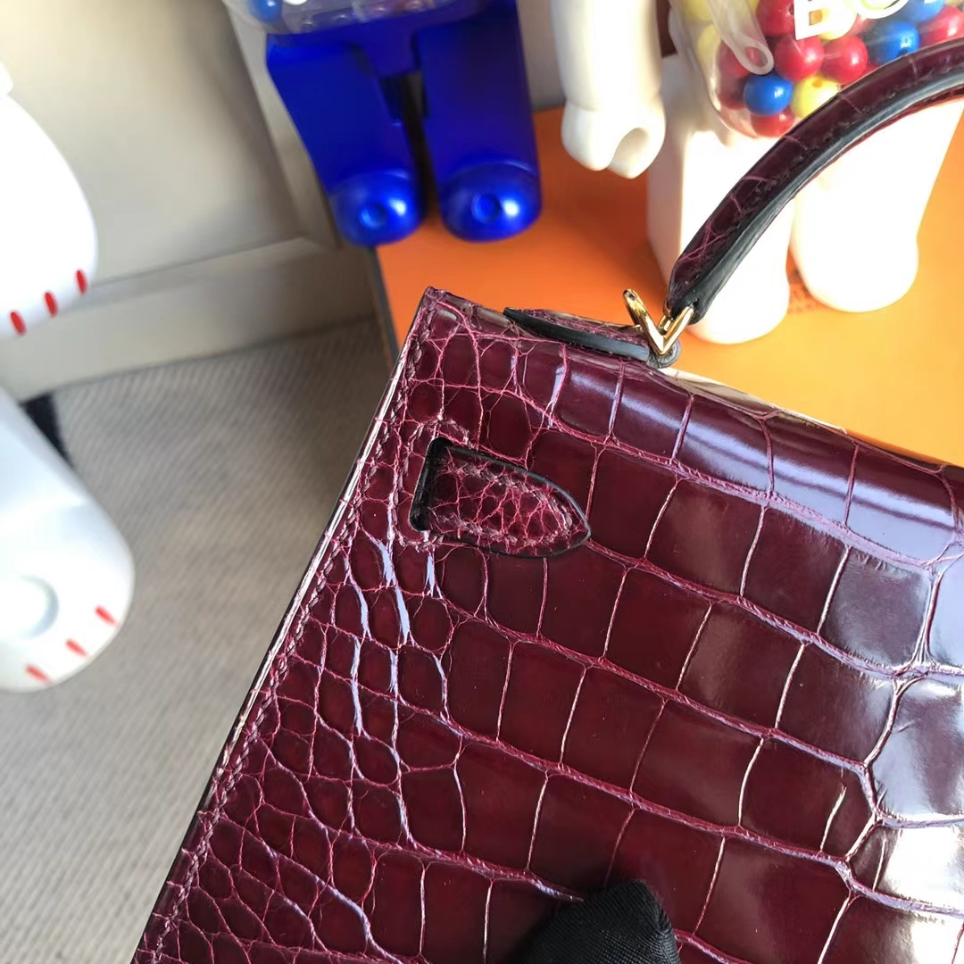 Hermès（爱马仕）Kelly Mini Ⅱ 迷你凯莉 亮面美洲鳄 Ck57 波尔多酒红 金扣 19cm