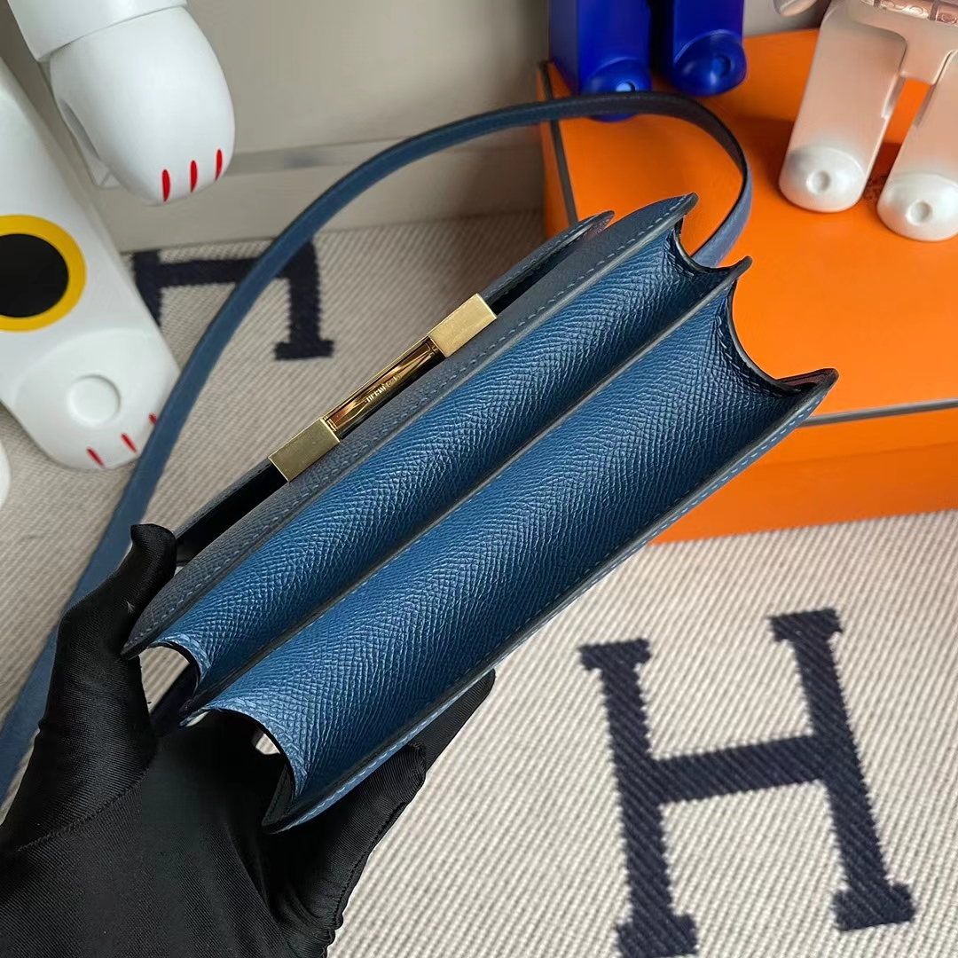 Hermès（爱马仕）Constance 康斯坦斯 Epsom S4 深邃蓝 金扣 19cm 顶级工艺 全手工缝制