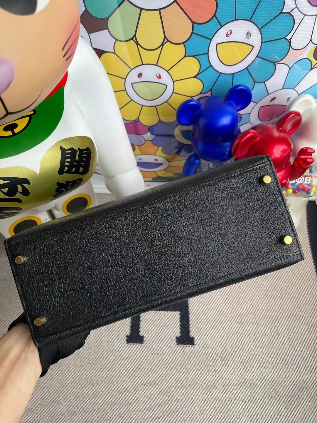 Hermès（爱马仕）Kelly 凯莉包 Chevre 进口山羊皮 Ck89 黑色 内拼 i6 极致粉 磨砂金扣 28cm