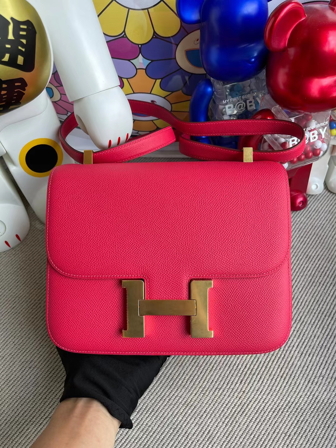 Hermès(爱马仕)Constance 康斯坦斯 Epsom i6 极致粉 金扣 24cm 顶级工艺 全手工缝制-拉尔森鳄鱼皮具定制 - 爱马仕包包官网 Hermès(爱马仕)Constance 康斯坦斯 Epsom i6 极致粉 金扣 24cm 顶级工艺 全手工缝制
