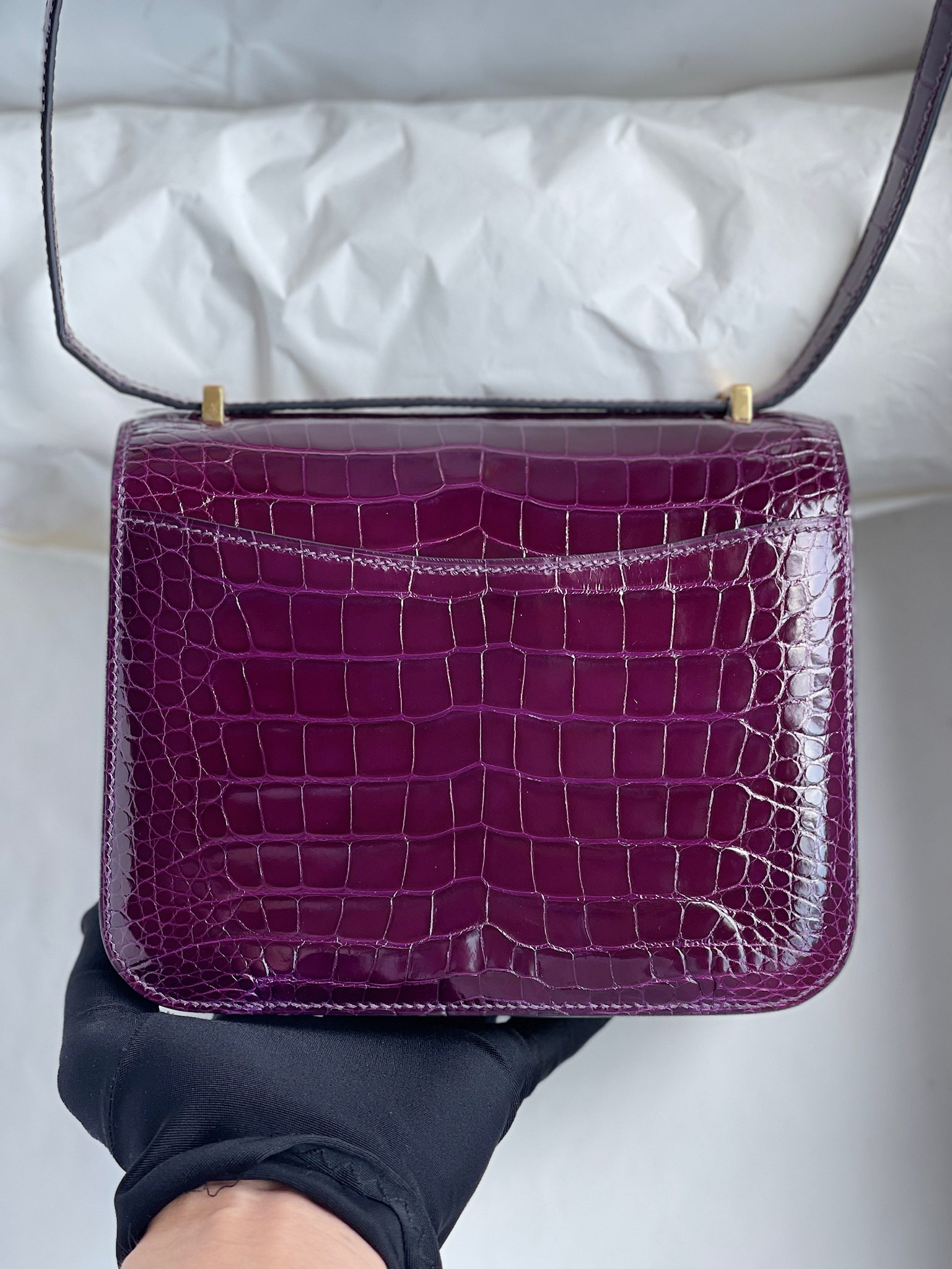 Hermès（爱马仕）Constance 康斯坦斯 Alligator shiny 亮面鳄鱼 玫瑰紫 金扣 18cm 顶级手缝 定制