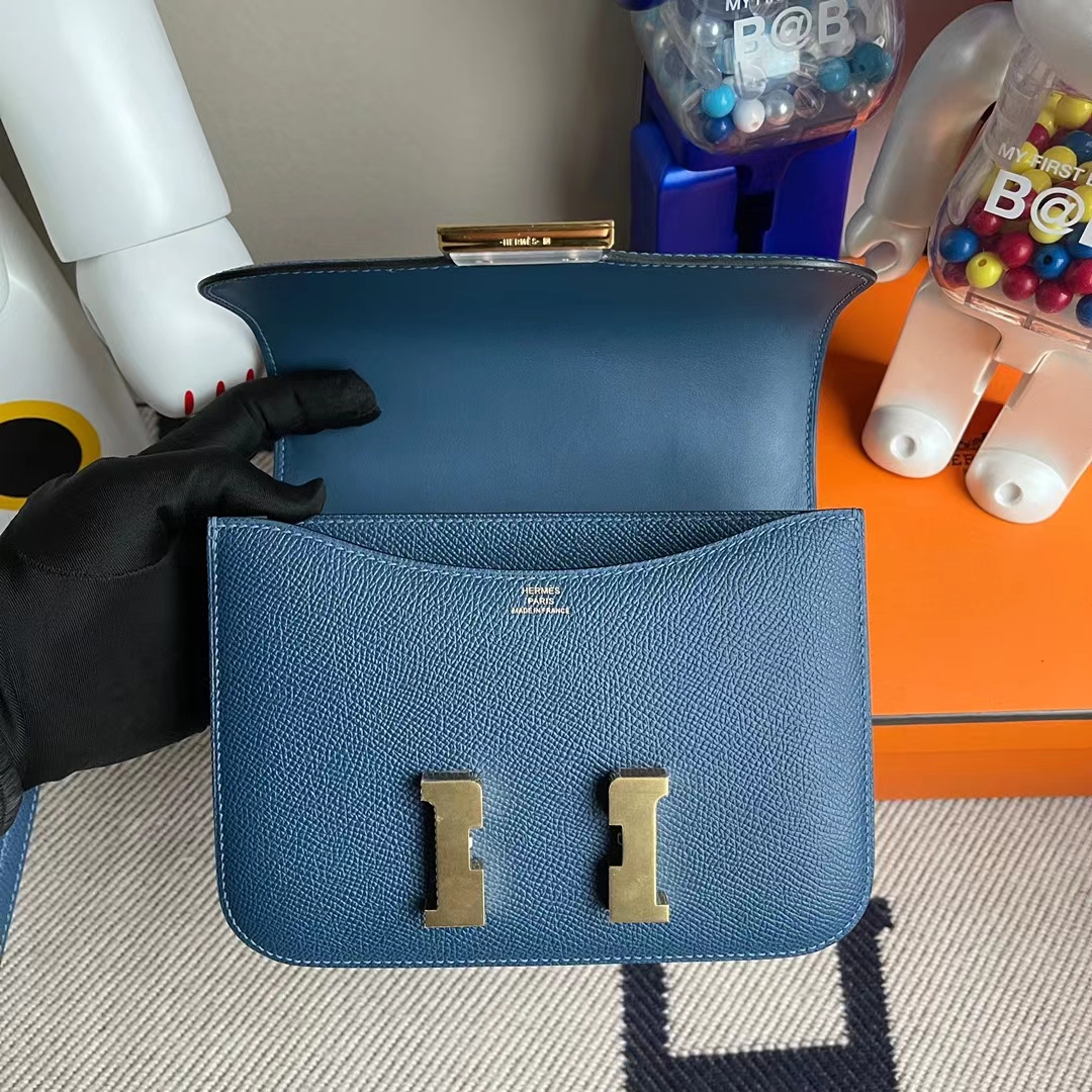 Hermès（爱马仕）Constance 康斯坦斯 Epsom S4 深邃蓝 金扣 19cm 顶级工艺 全手工缝制