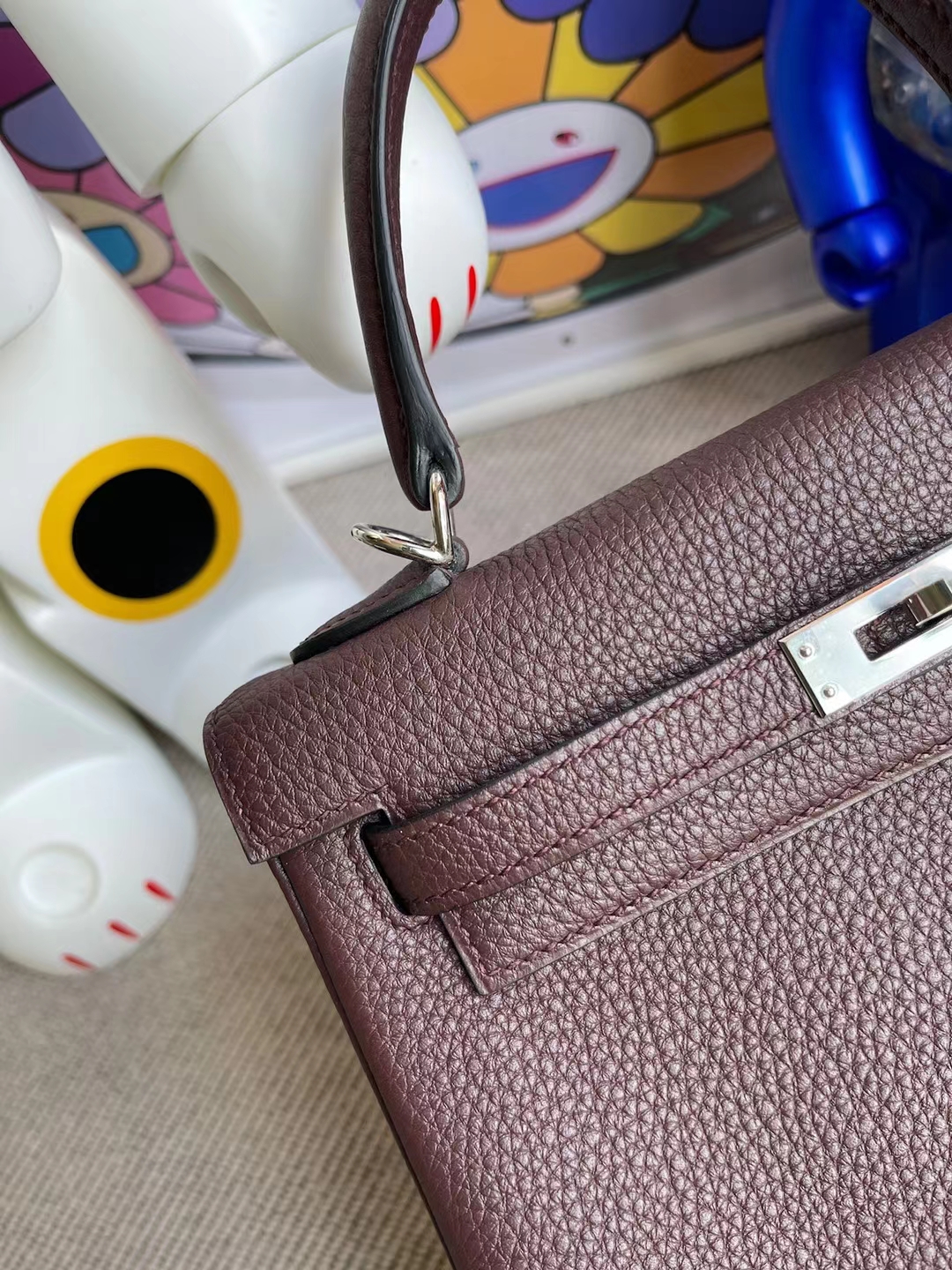 Hermès(爱马仕)Kelly 凯莉包 顶级小牛皮 togo 0D 马鞍红 银扣 25cm-拉尔森鳄鱼皮具定制 - 爱马仕包包官网 Hermès(爱马仕)Kelly 凯莉包 顶级小牛皮 togo 0D 马鞍红 银扣 25cm