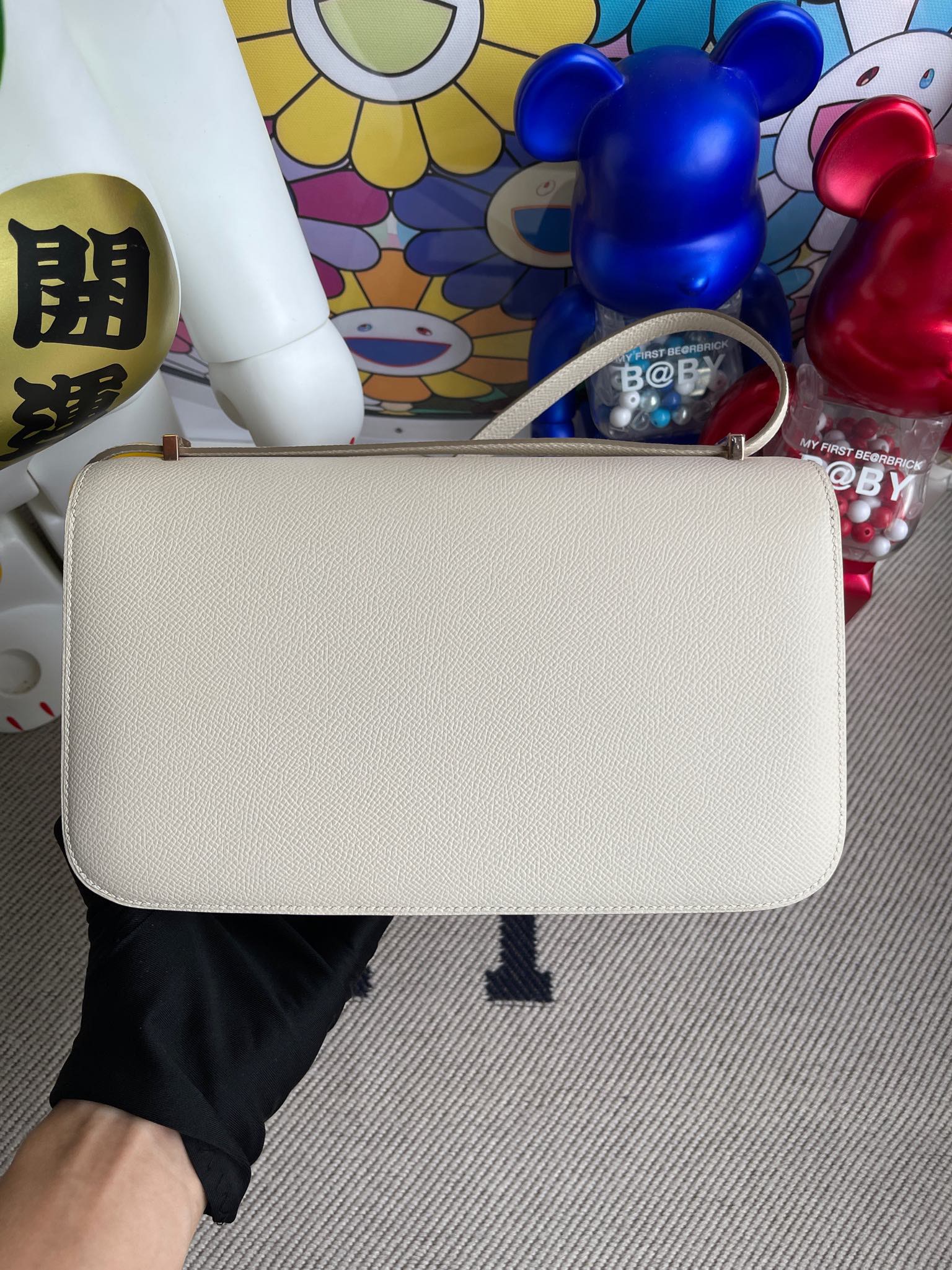 Hermès(爱马仕)Constance 康康 elan Epsom 原厂掌纹皮 奶昔白 玫瑰金扣 26cm 顶级手缝-拉尔森鳄鱼皮具定制 - 爱马仕包包官网 Hermès(爱马仕)Constance 康康 elan Epsom 原厂掌纹皮 奶昔白 玫瑰金扣 26cm 顶级手缝
