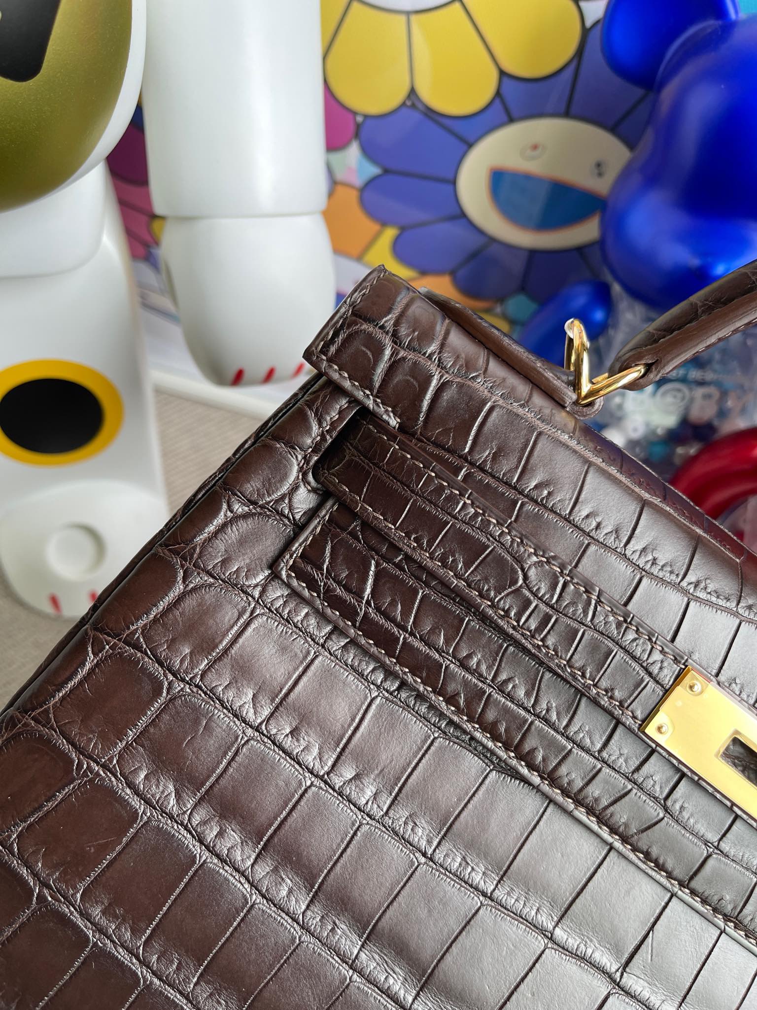 Hermès（爱马仕）kelly 凯莉包 Crocodile matt 雾面鳄鱼 咖啡色 金扣 28cm 顶级手缝