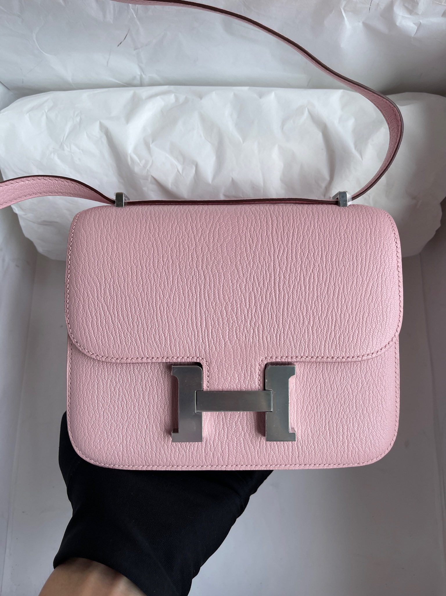 Hermès（爱马仕）Constance 康斯坦斯 Chevre 山羊皮 3Q粉 银扣 18cm 顶级手缝