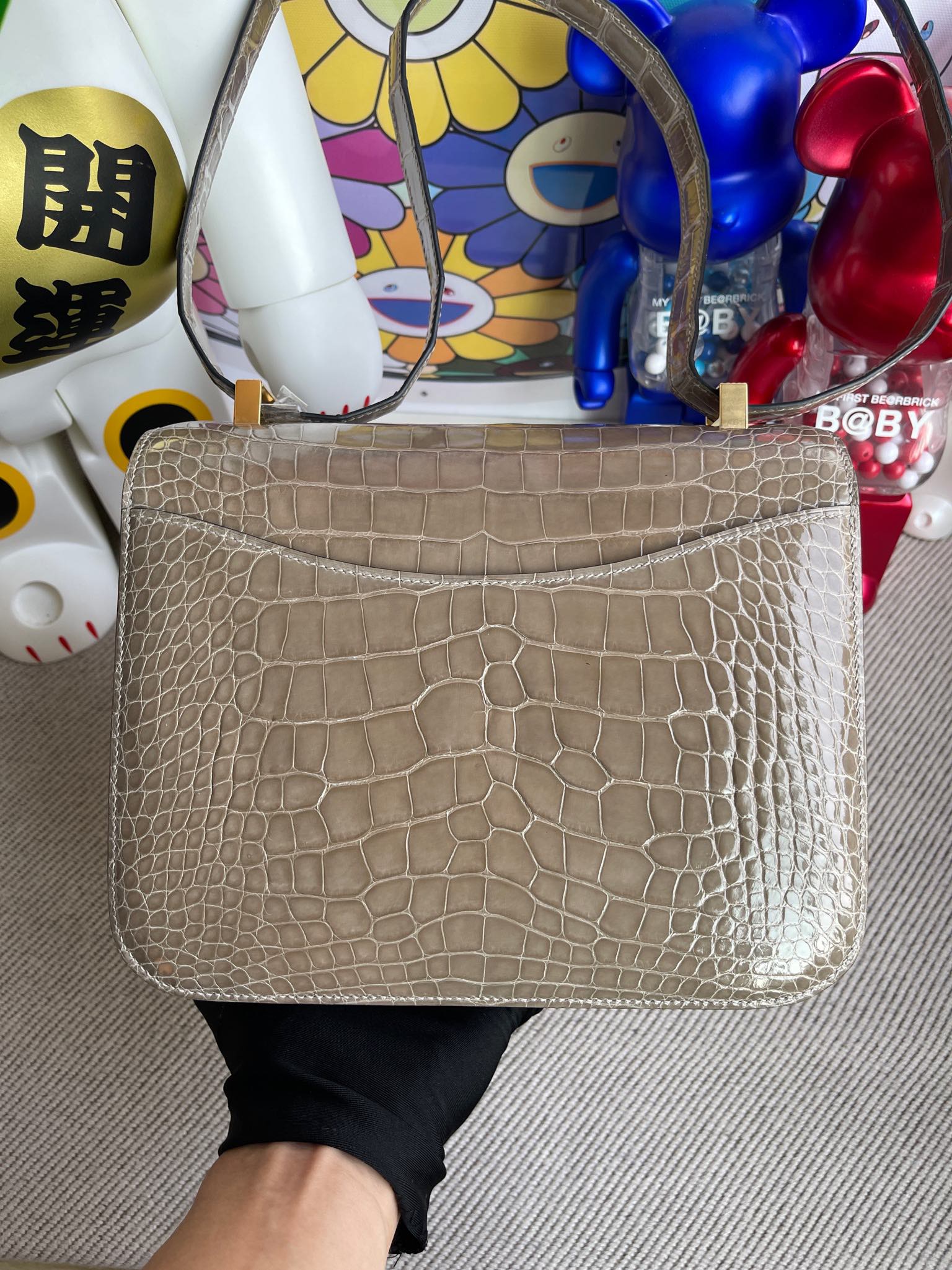 Hermès（爱马仕）Constance 康斯坦斯 Alligator shiny 亮面鳄鱼 ck81 斑鸠灰 金扣 24cm 顶级手缝