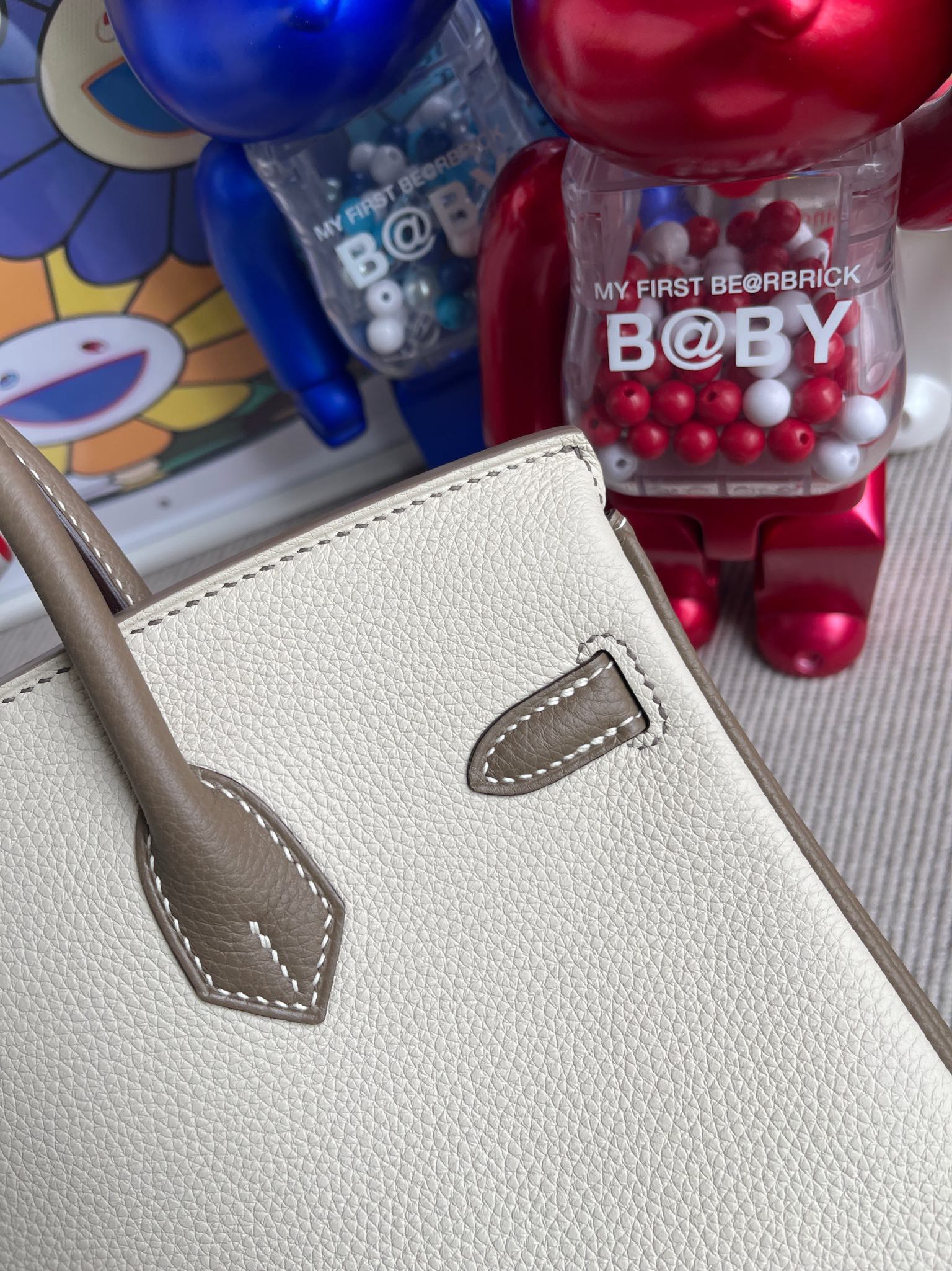 Hermès（爱马仕）Birkin 铂金包 原厂小牛皮 togo 奶昔白 拼 大象灰 银扣 马蹄印 25cm 顶级手缝