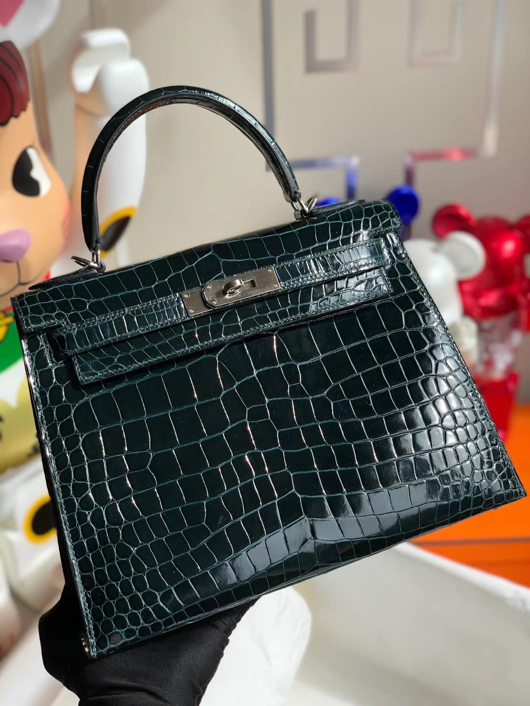 Hermès（爱马仕）Kelly 凯莉包 亮面倒v澳洲湾鳄 1P 鸭子蓝 Shiny Porosus Crocodile 银扣 28cm