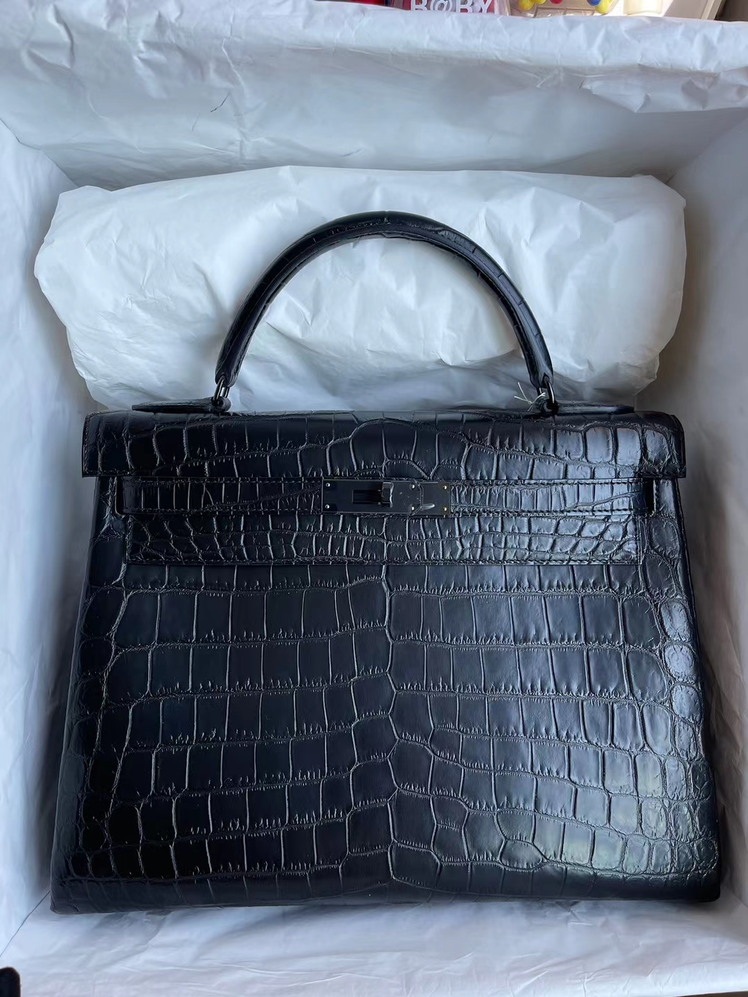 Hermès（爱马仕）Kelly 凯莉包 雾面尼罗鳄 Ck89 黑色 So Black 黑扣 32cm 全手工缝制