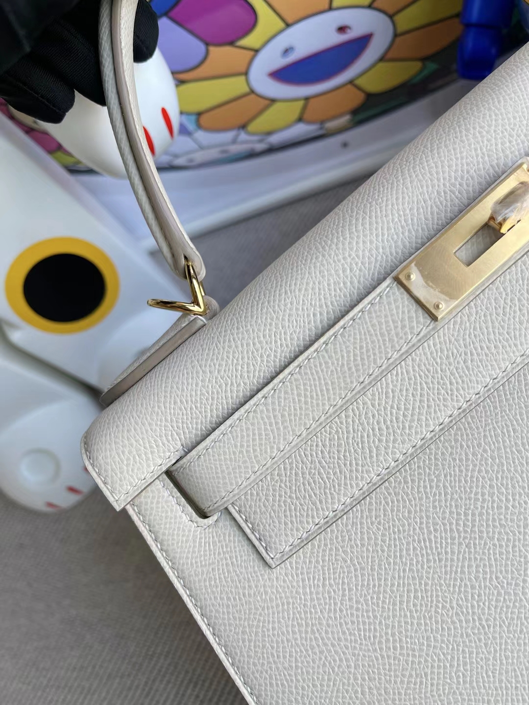 Hermès（爱马仕）Kelly 凯莉包 Epsom Ck10 奶昔白 金扣 28cm 顶级工艺 全手工缝制