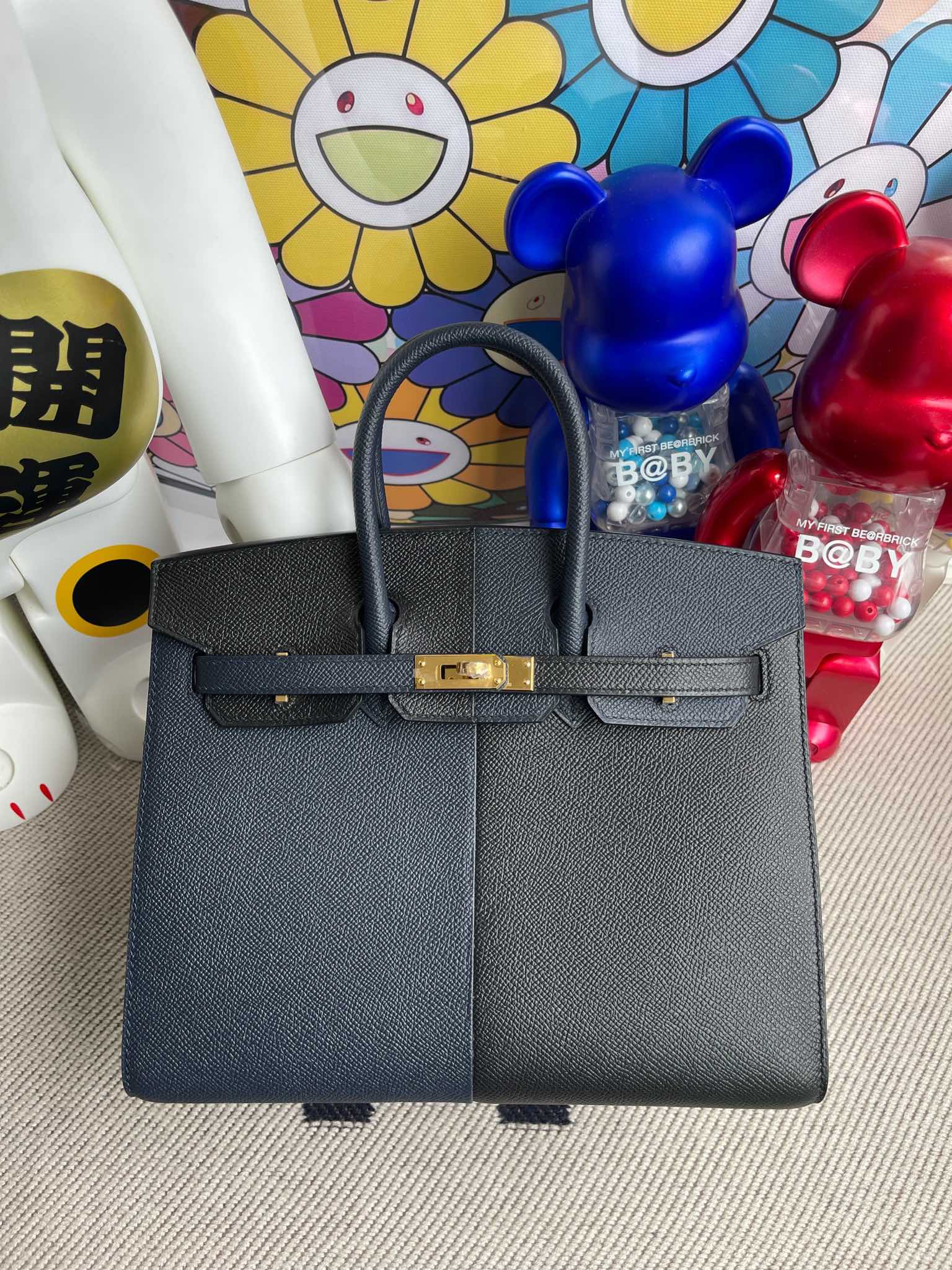 Hermès(爱马仕)Birkin 铂金包 Epsom 原厂掌纹皮 黑色 拼 午夜蓝 内拼 坦桑尼亚蓝 金扣 25cm 顶级手缝-拉尔森鳄鱼皮具定制 - 爱马仕包包官网 Hermès(爱马仕)Birkin 铂金包 Epsom 原厂掌纹皮 黑色 拼 午夜蓝 内拼 坦桑尼亚蓝 金扣 25cm 顶级手缝