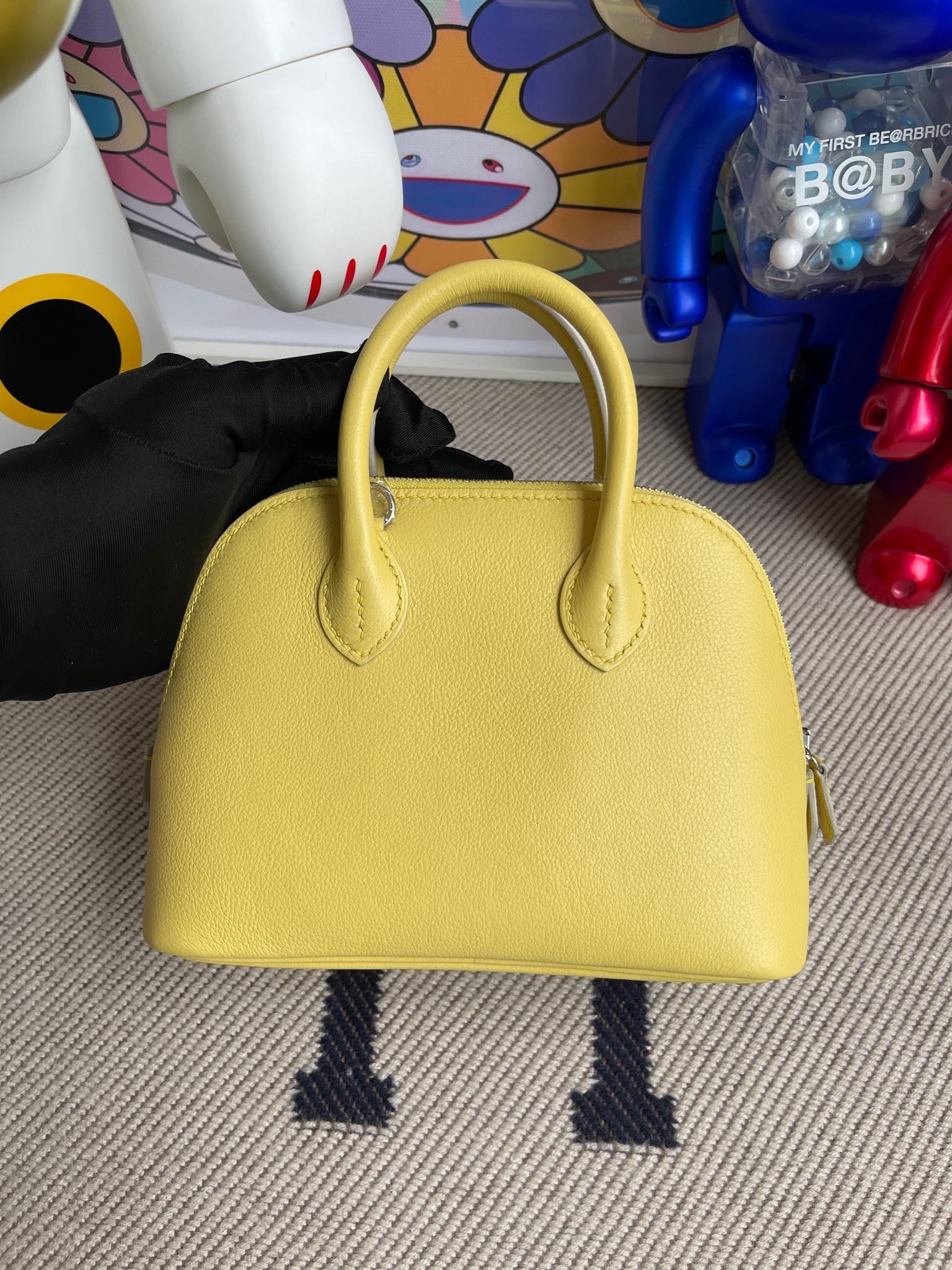 Hermès(爱马仕)Mini bolide 保龄球包 chevre 山羊皮 c9 鹅蛋黄 银扣 顶级手缝 现货-拉尔森鳄鱼皮具定制 - 爱马仕包包官网 Hermès(爱马仕)Mini bolide 保龄球包 chevre 山羊皮 c9 鹅蛋黄 银扣 顶级手缝 现货