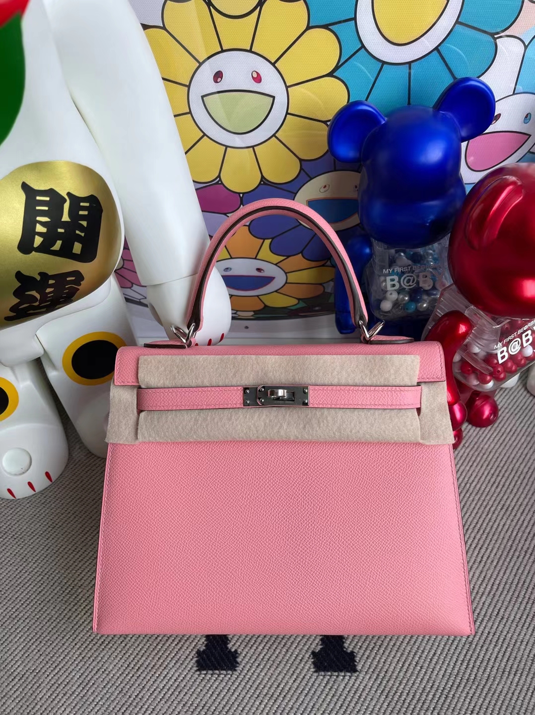 Hermès（爱马仕）Kelly 凯莉包 Epsom皮 1Q 奶昔粉 银扣 25cm