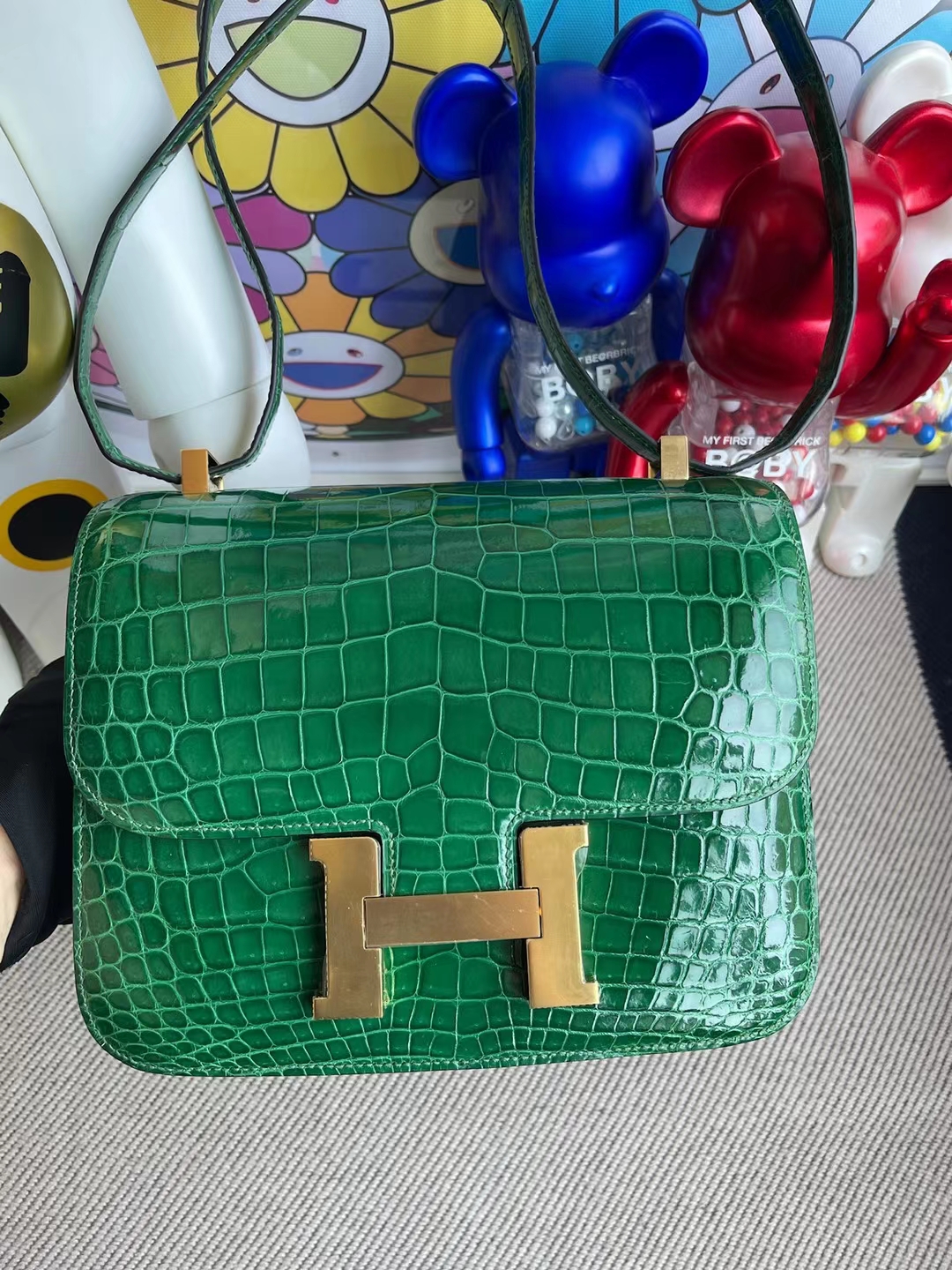 Hermès(爱马仕)Constance 康康 亮面尼罗鳄 shiny nilo crocodile 1L 仙人掌绿 金扣 24cm-拉尔森鳄鱼皮具定制 - 爱马仕包包官网 Hermès(爱马仕)Constance 康康 亮面尼罗鳄 shiny nilo crocodile 1L 仙人掌绿 金扣 24cm
