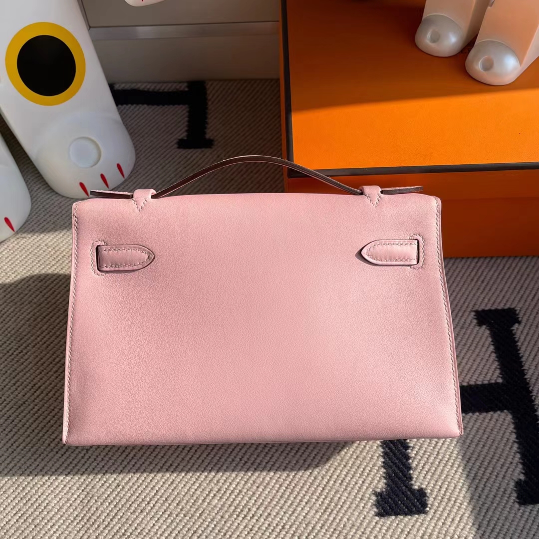 Hermès（爱马仕）MiniKelly Pochette Swift 进口平纹皮 3Q 水粉色 金扣 22cm