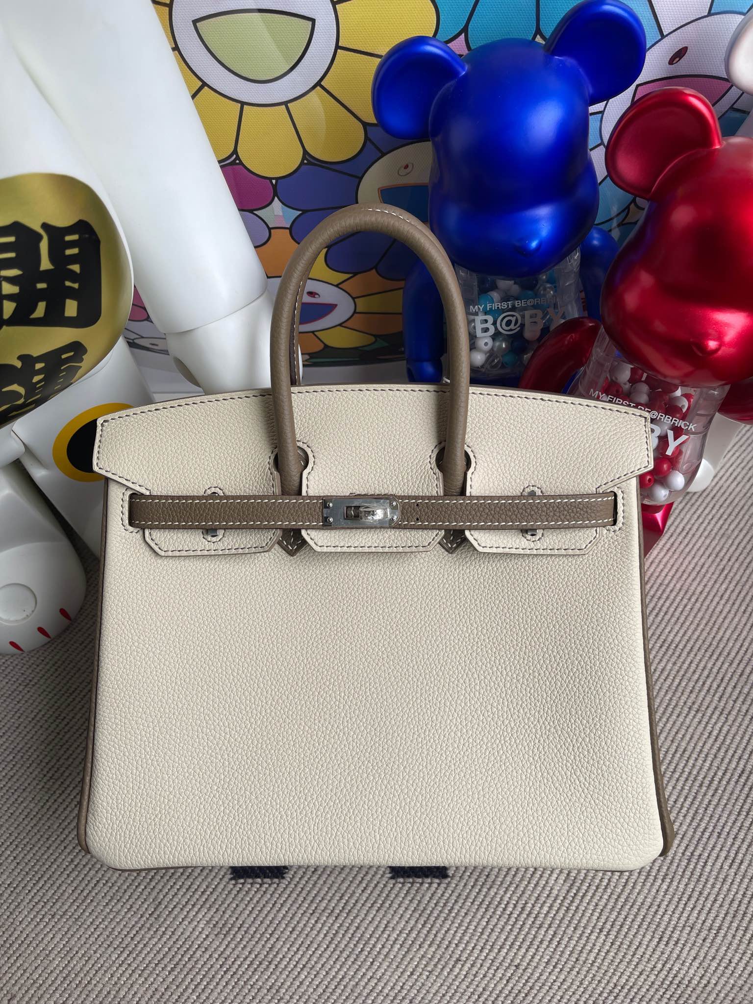 Hermès（爱马仕）Birkin 铂金包 原厂小牛皮 togo 奶昔白 拼 大象灰 银扣 马蹄印 25cm 顶级手缝