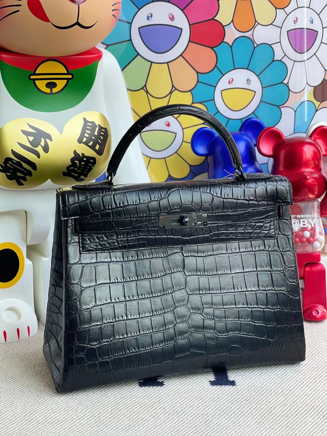Hermès（爱马仕）Kelly 凯莉包 雾面尼罗鳄 Ck89 黑色 So Black 黑扣 32cm 全手工缝制