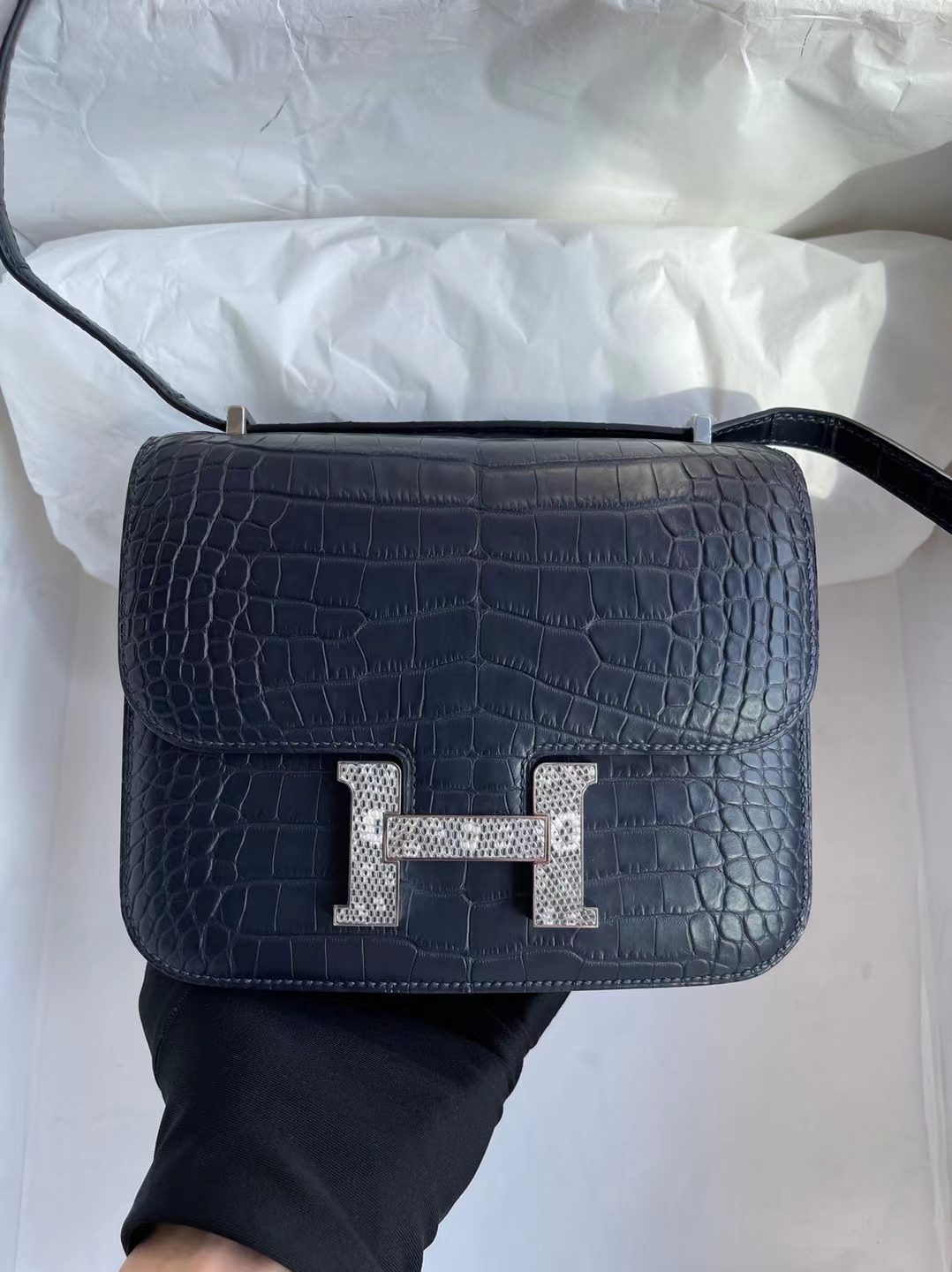 Hermès（爱马仕）Constance 康斯坦斯 美洲雾面鳄 Ck76 深海蓝 Hcp 鳄鱼皮 蜥蜴扣 19cm 顶级工艺 全手工缝制