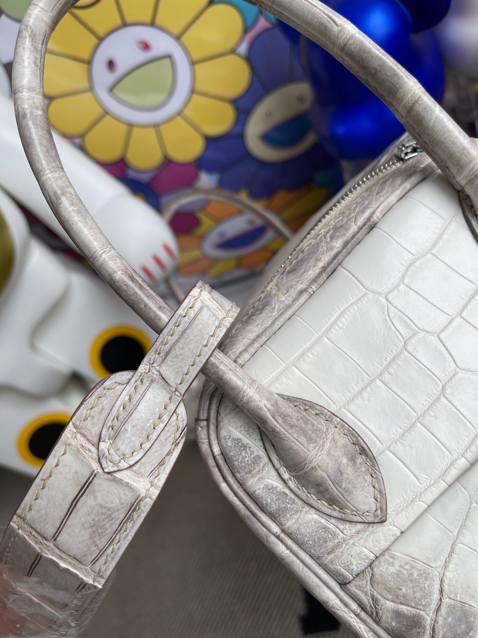 Hermès(爱马仕)Lindy 琳迪包 Himalaya 喜马拉雅 银扣 26cm-拉尔森鳄鱼皮具定制 - 爱马仕包包官网 Hermès(爱马仕)Lindy 琳迪包 Himalaya 喜马拉雅 银扣 26cm