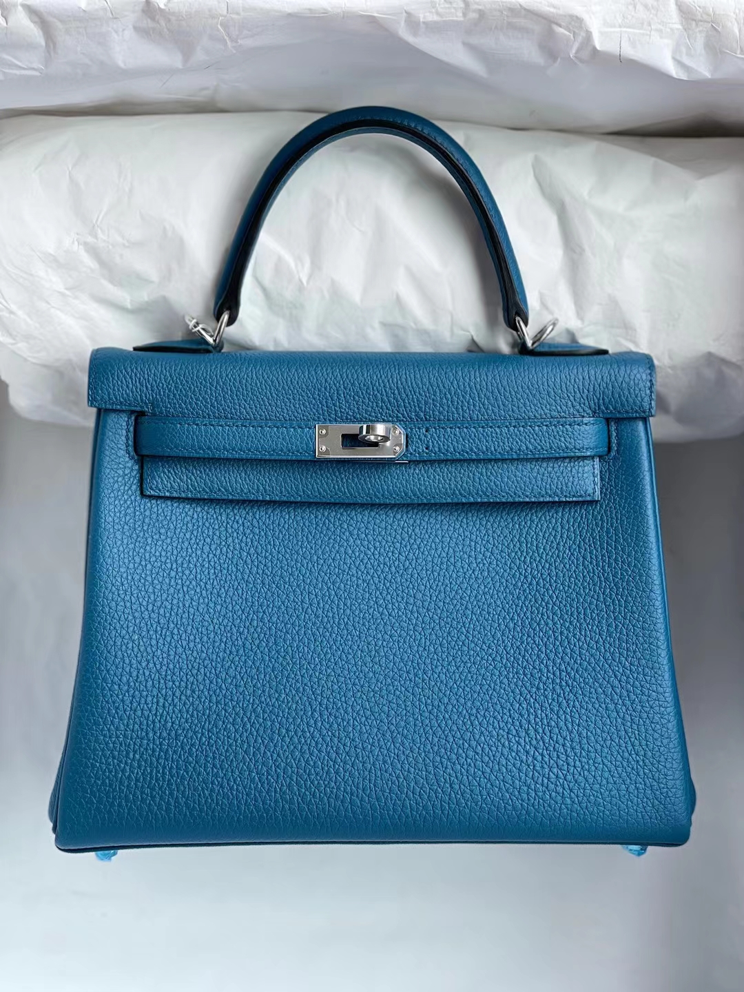 Hermès(爱马仕)Kelly 凯莉包 togo 加利西亚蓝 银扣 25cm-拉尔森鳄鱼皮具定制 - 爱马仕包包官网 Hermès(爱马仕)Kelly 凯莉包 togo 加利西亚蓝 银扣 25cm