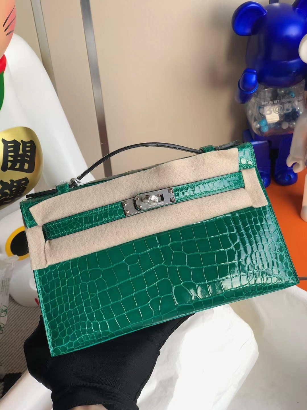 Hermès（爱马仕）MiniKelly Pochette 亮面方块鳄 6Q 翡翠绿 Shiny Alligator Crocodile Phw 银扣 22cm