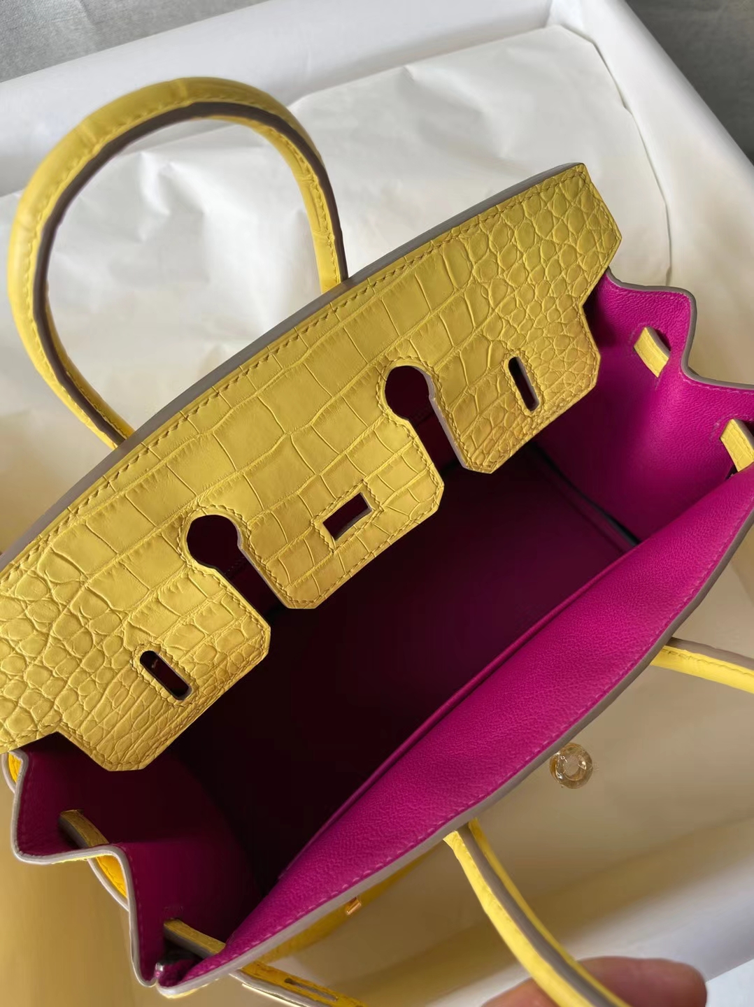 Hermès（爱马仕）Birkin 铂金包 雾面美洲鳄 9R 柠檬黄 内拼 L3 玫瑰紫 马蹄印 金扣 25cm