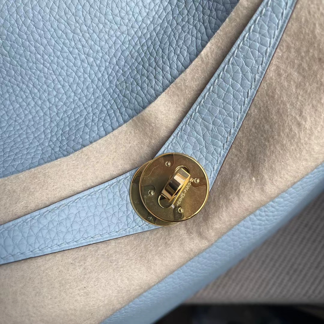 Hermès（爱马仕）Lindy 琳迪包 Clemence 7N 天空蓝 金扣 26cm 顶级工艺 全手工缝制