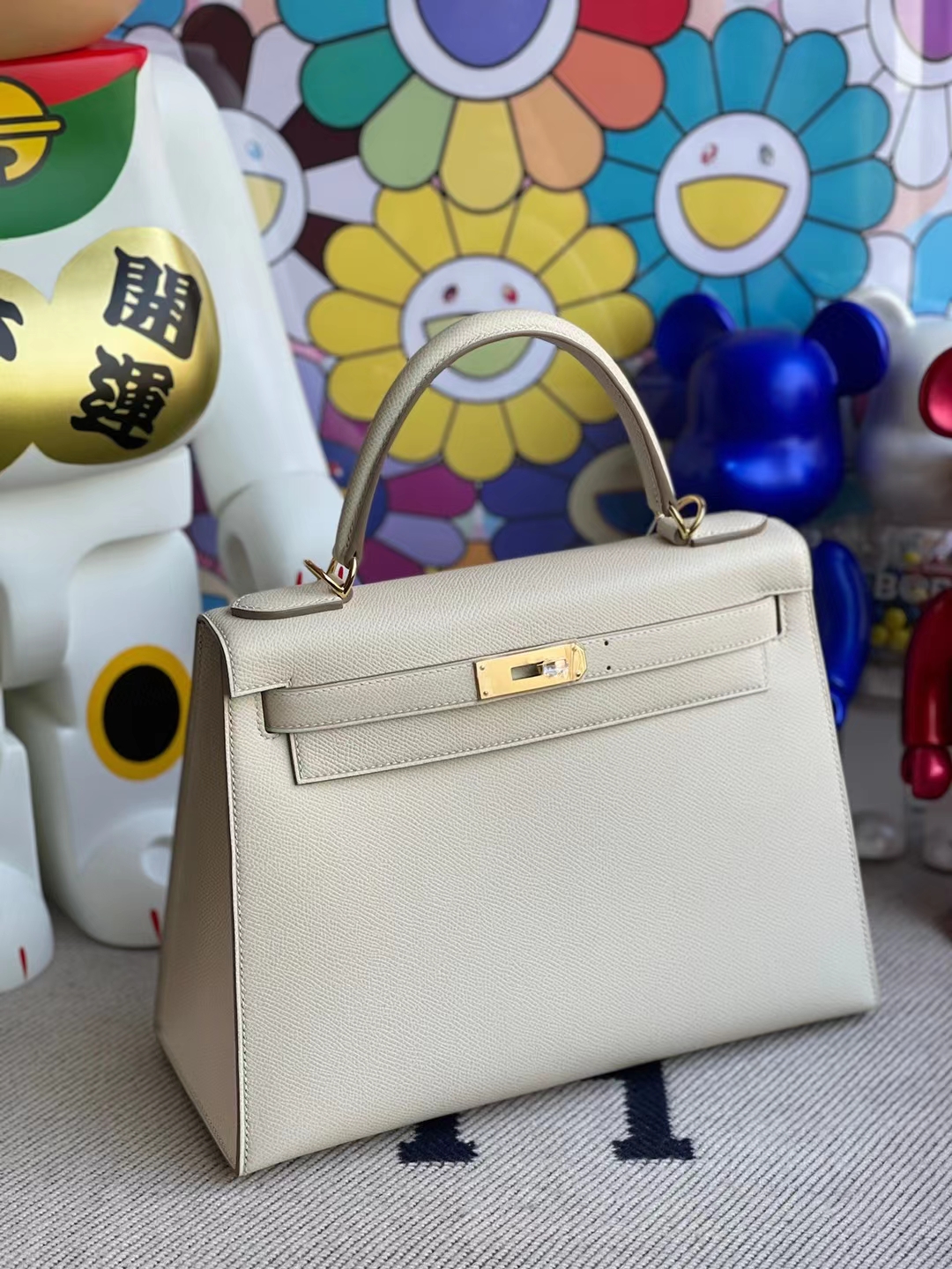 Hermès（爱马仕）Kelly 凯莉包 Epsom Ck10 奶昔白 金扣 28cm 顶级工艺 全手工缝制