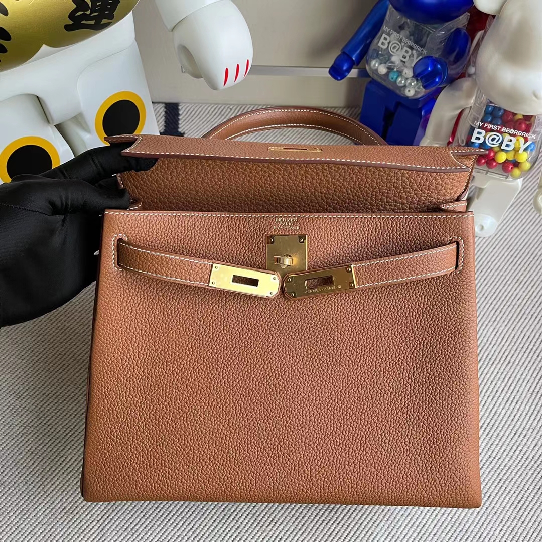 Hermès(爱马仕)Kelly 凯莉包 togo Ck37 金棕色 金扣 28cm-拉尔森鳄鱼皮具定制 - 爱马仕包包官网 Hermès(爱马仕)Kelly 凯莉包 togo Ck37 金棕色 金扣 28cm