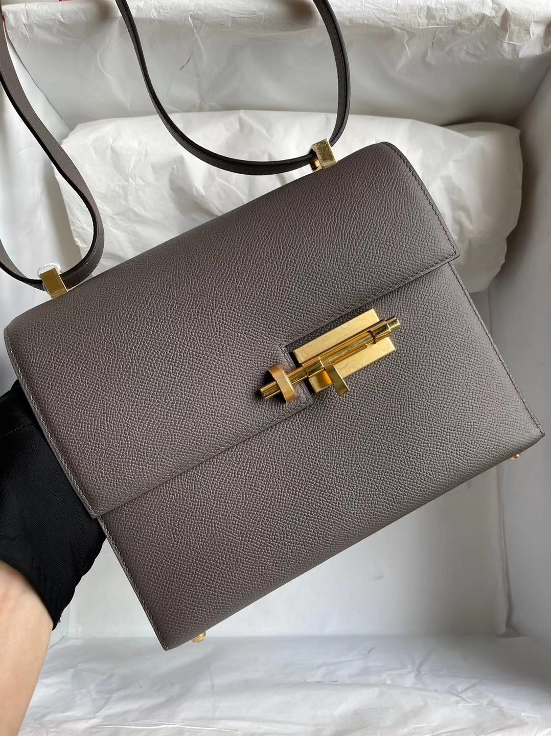 Hermès（爱马仕）Verrou 机枪包 Epsom 8F 锡器灰 金扣 stock 21cm
